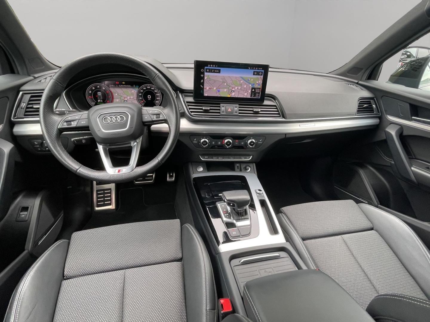 Bild über Audi Q5 Sportback 40 TFSI quattro S tronic - für weitere Informationen kontaktieren Sie den Audi Partner