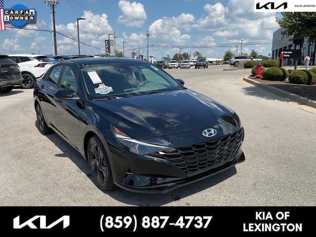 Photo of 2023 Hyundai Elantra Hybrid