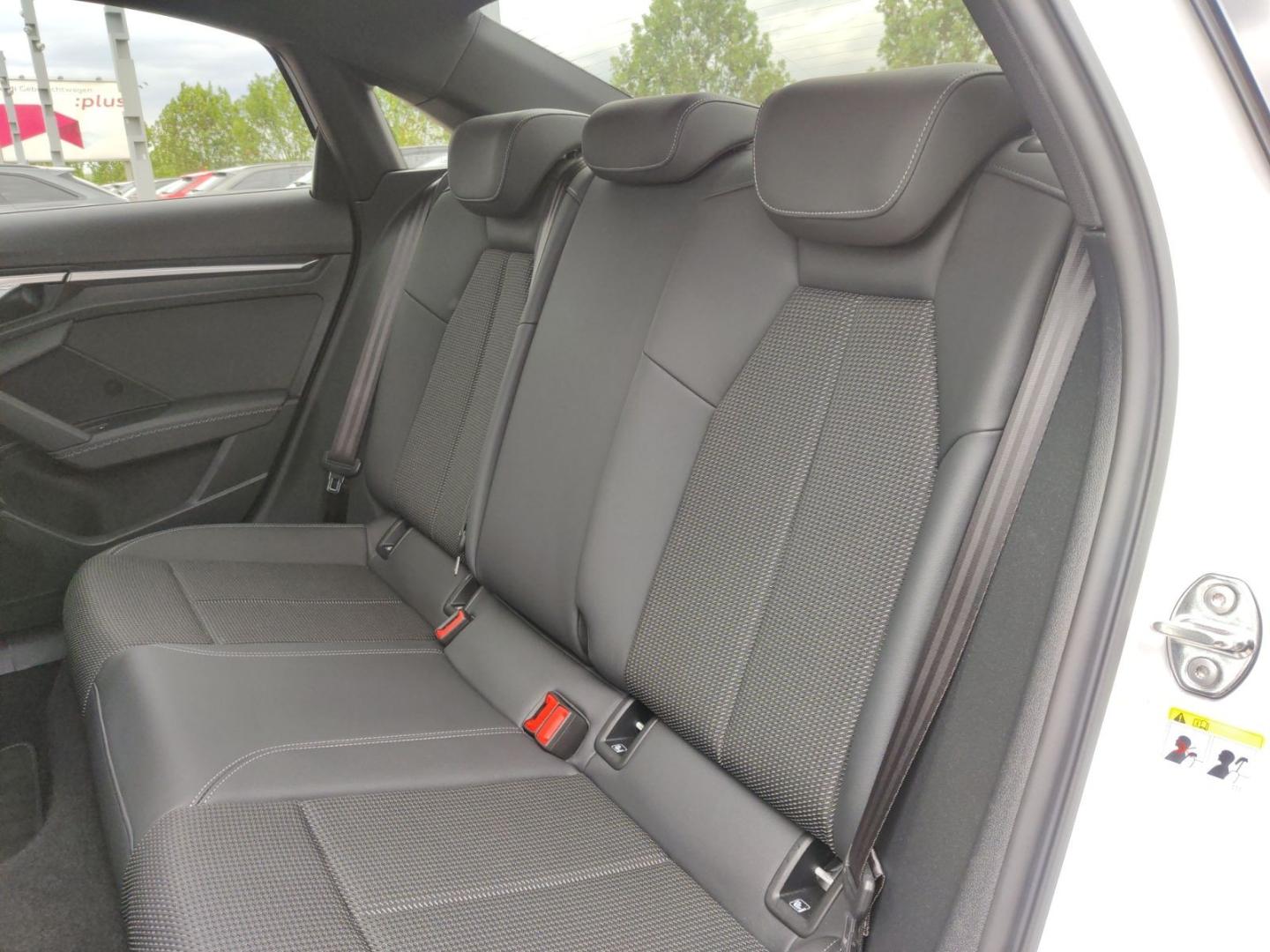 Image about Audi S3 Limousine TFSI quattro S tronic