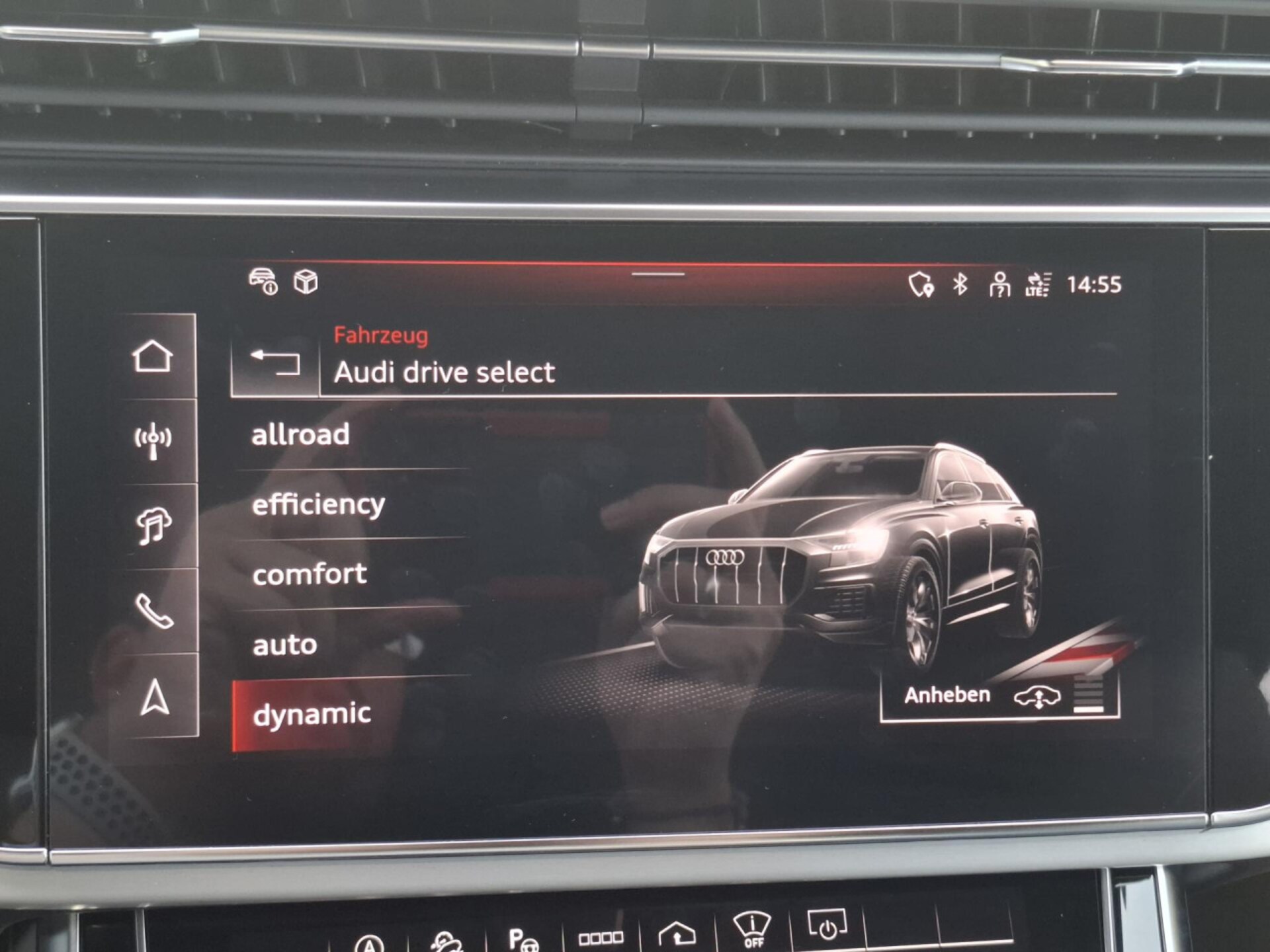 Audi Q8 SUV