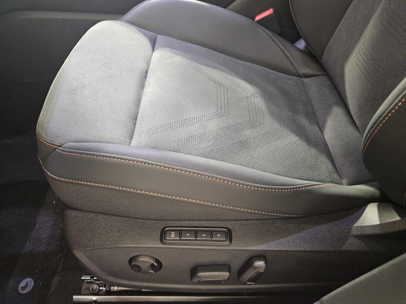 CUPRA Formentor 1.5 eTSI Beyond DSG 110 kW (150 CV) — photo 18