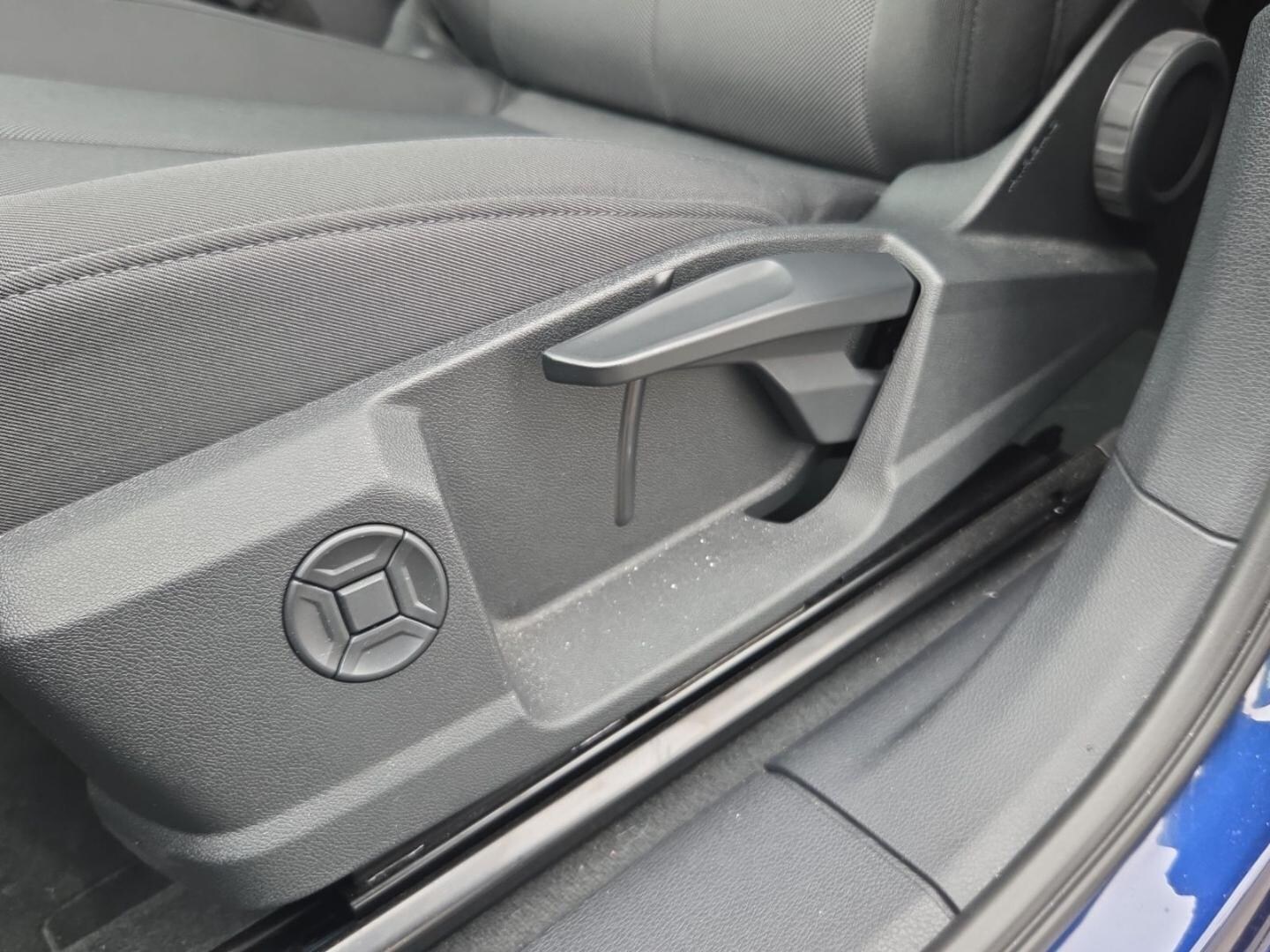Bild über Audi Q3 advanced 40 TFSI quattro S tronic - für weitere Informationen kontaktieren Sie den Audi Partner