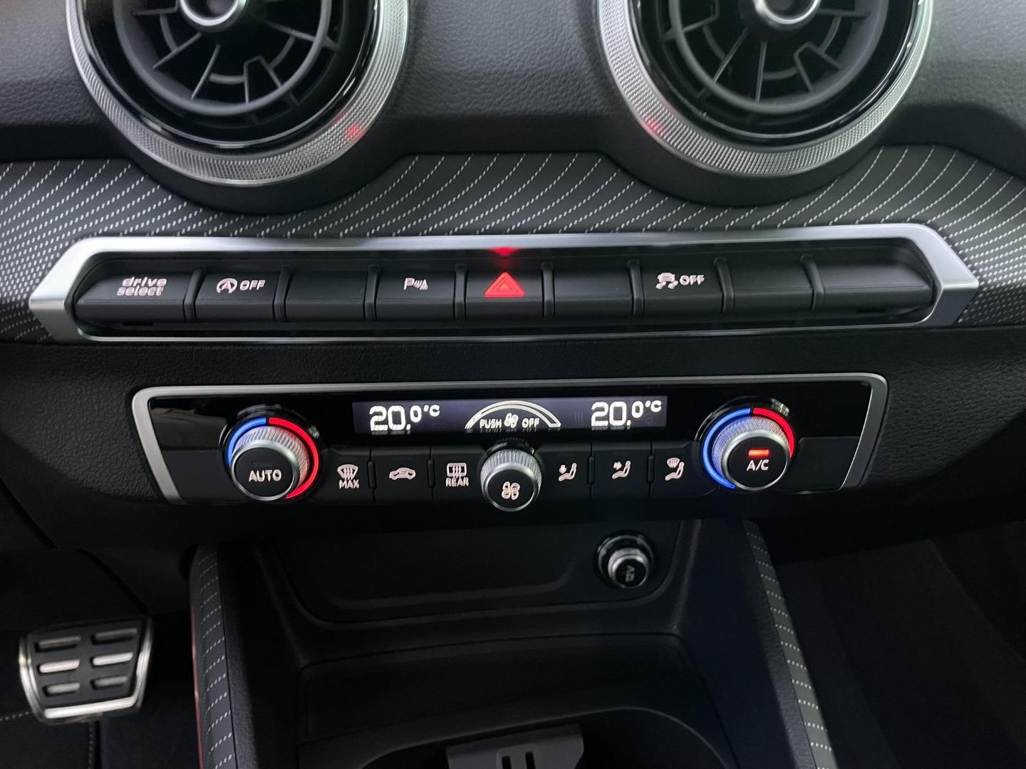 Image about Audi Q2 S line 35 TFSI 110 kW (150 ch) S tronic