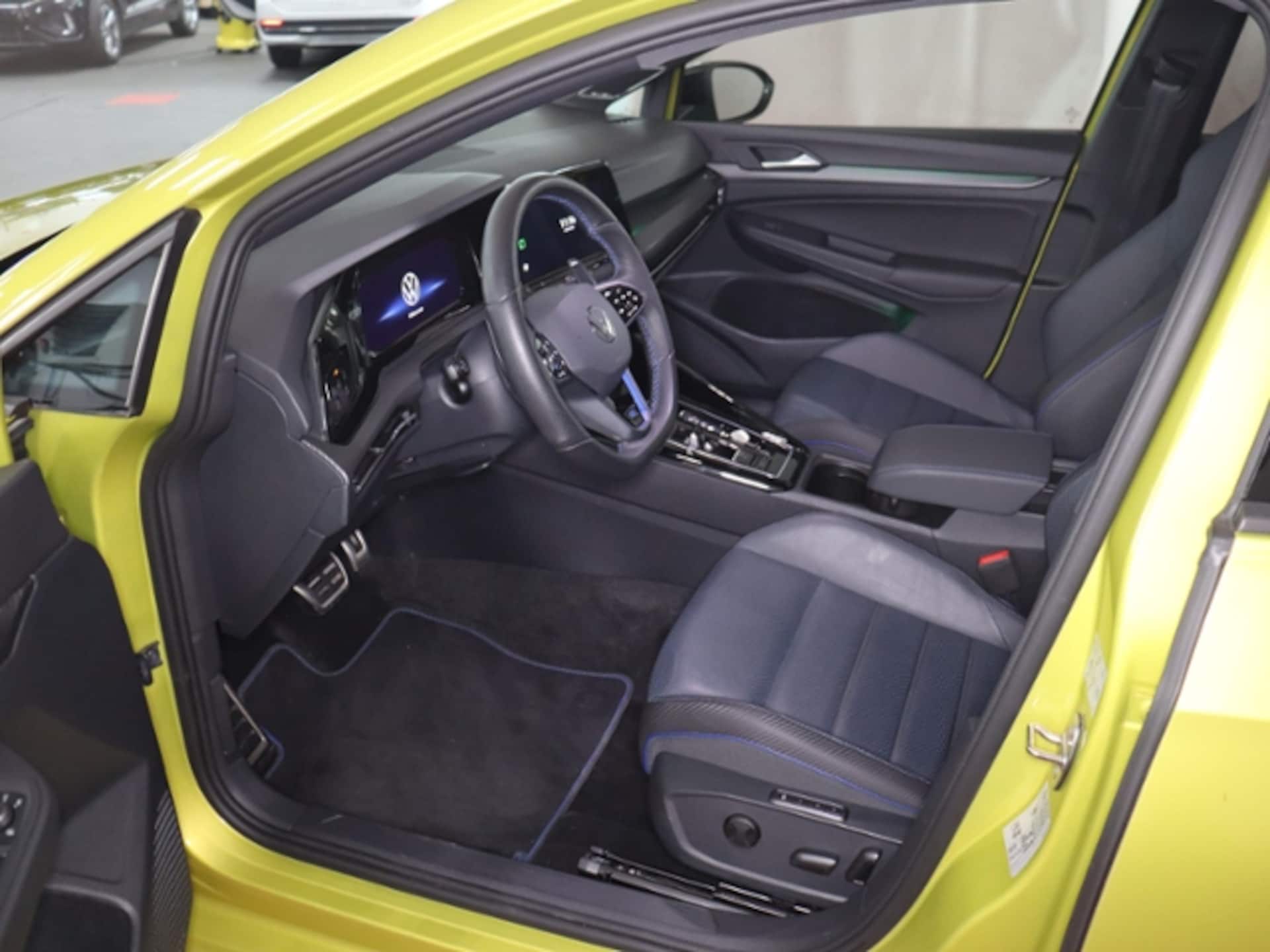 Volkswagen Golf R