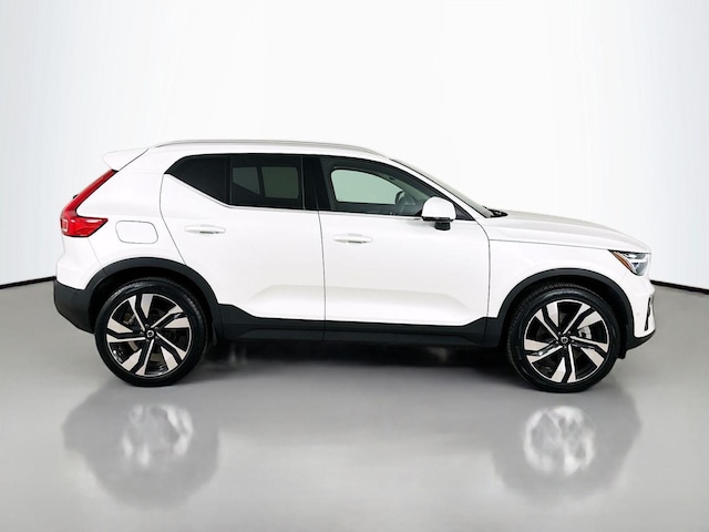 2024 Volvo XC40
