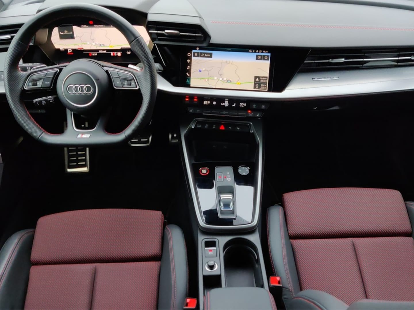 Bild über Audi S3 Sportback TFSI quattro S tronic - für weitere Informationen kontaktieren Sie den Audi Partner