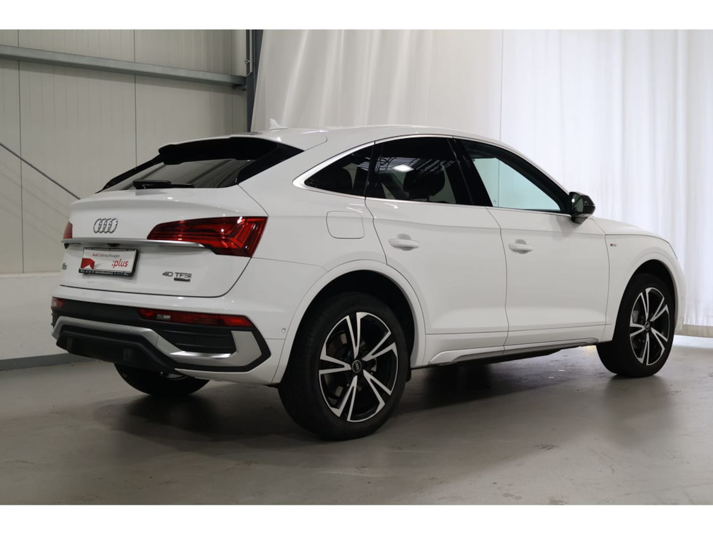 Bild über Audi Q5 Sportback 40 TFSI quattro S tronic - für weitere Informationen kontaktieren Sie den Audi Partner