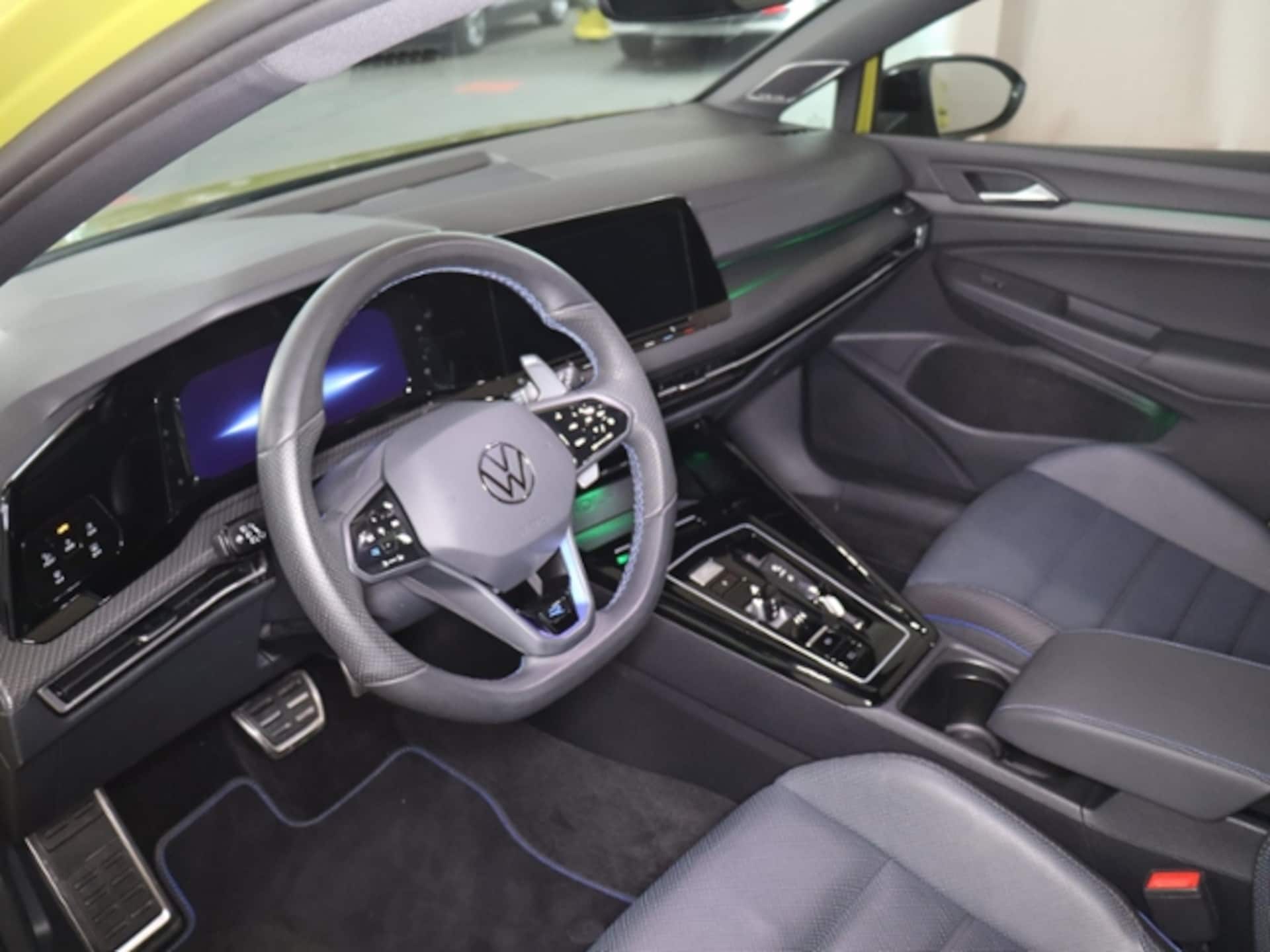 Volkswagen Golf R