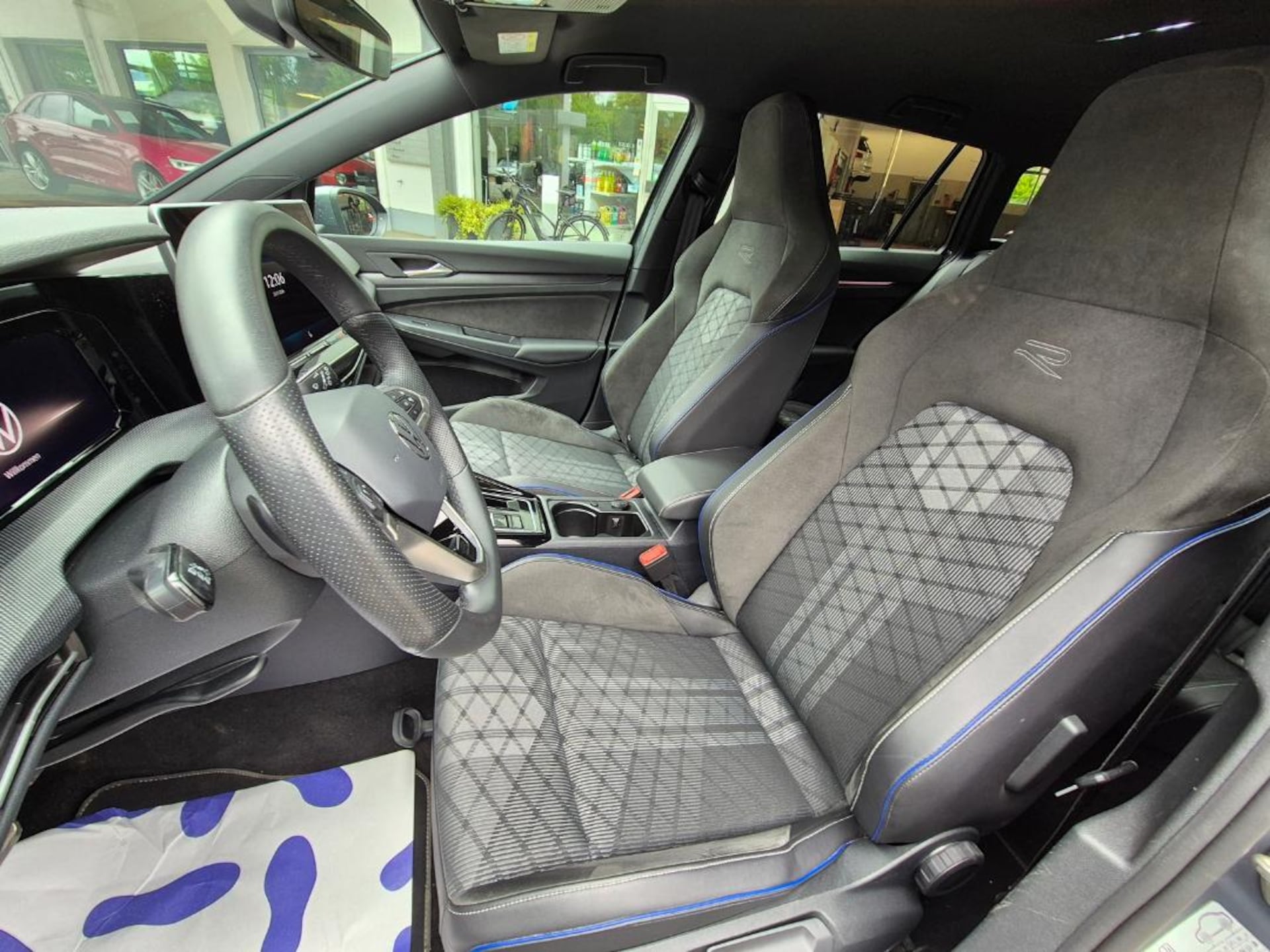 Volkswagen Golf Variant R-Line