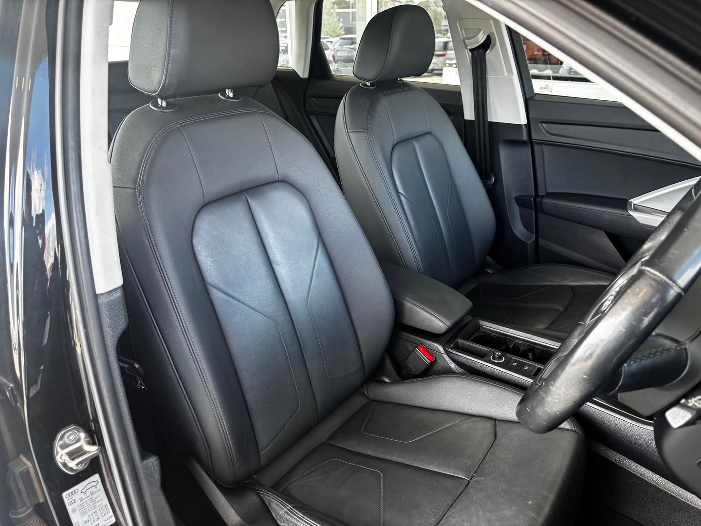 Image about Audi Q3 35 TFSI S tronic