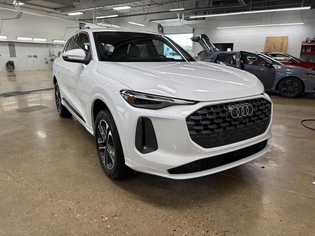 2025 Audi Q5 Premium