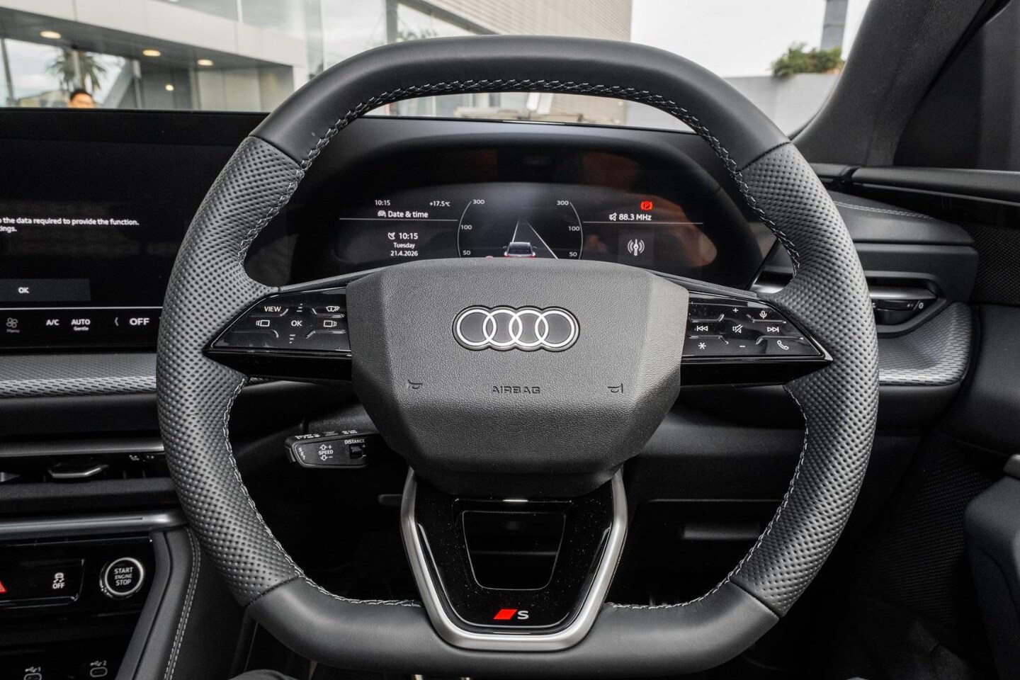 Image about Audi Q5 SUV TFSI quattro 200 kW sport