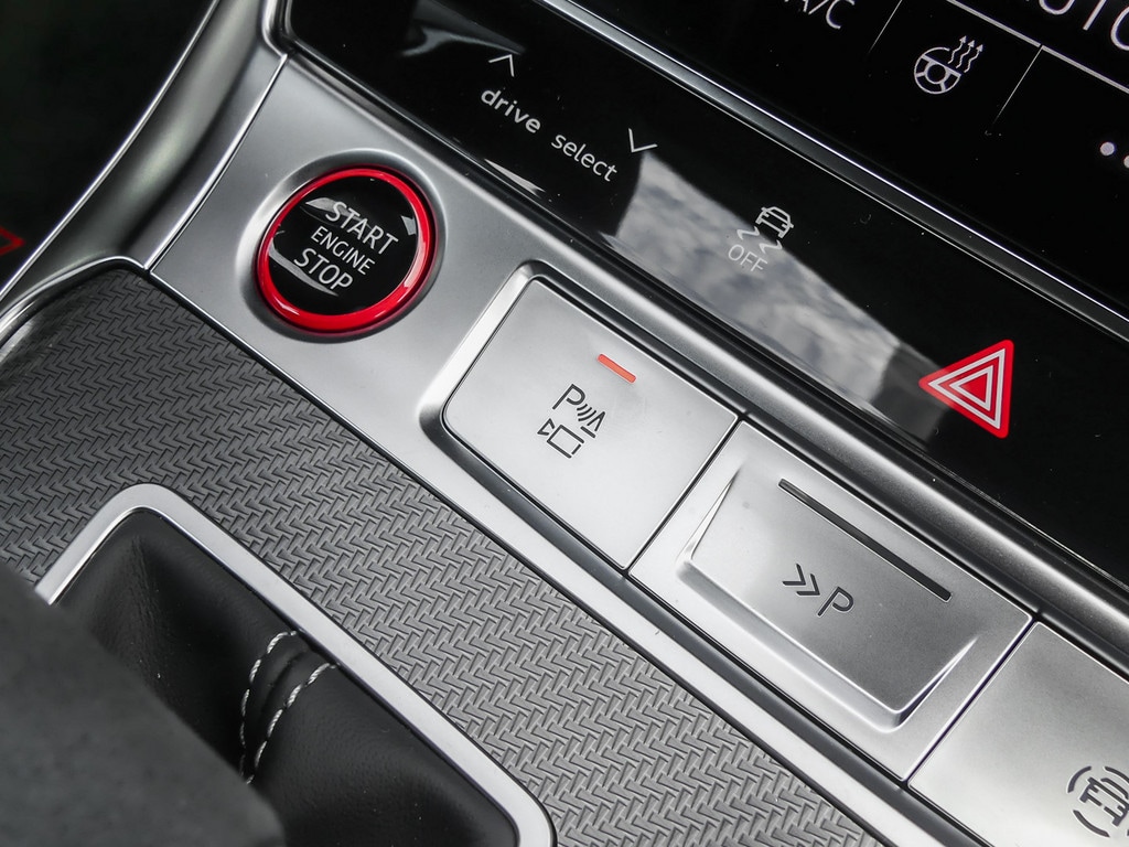 Image about Audi RS 6 Avant RS 6 Avant 441(600) kW(PS) tiptronic