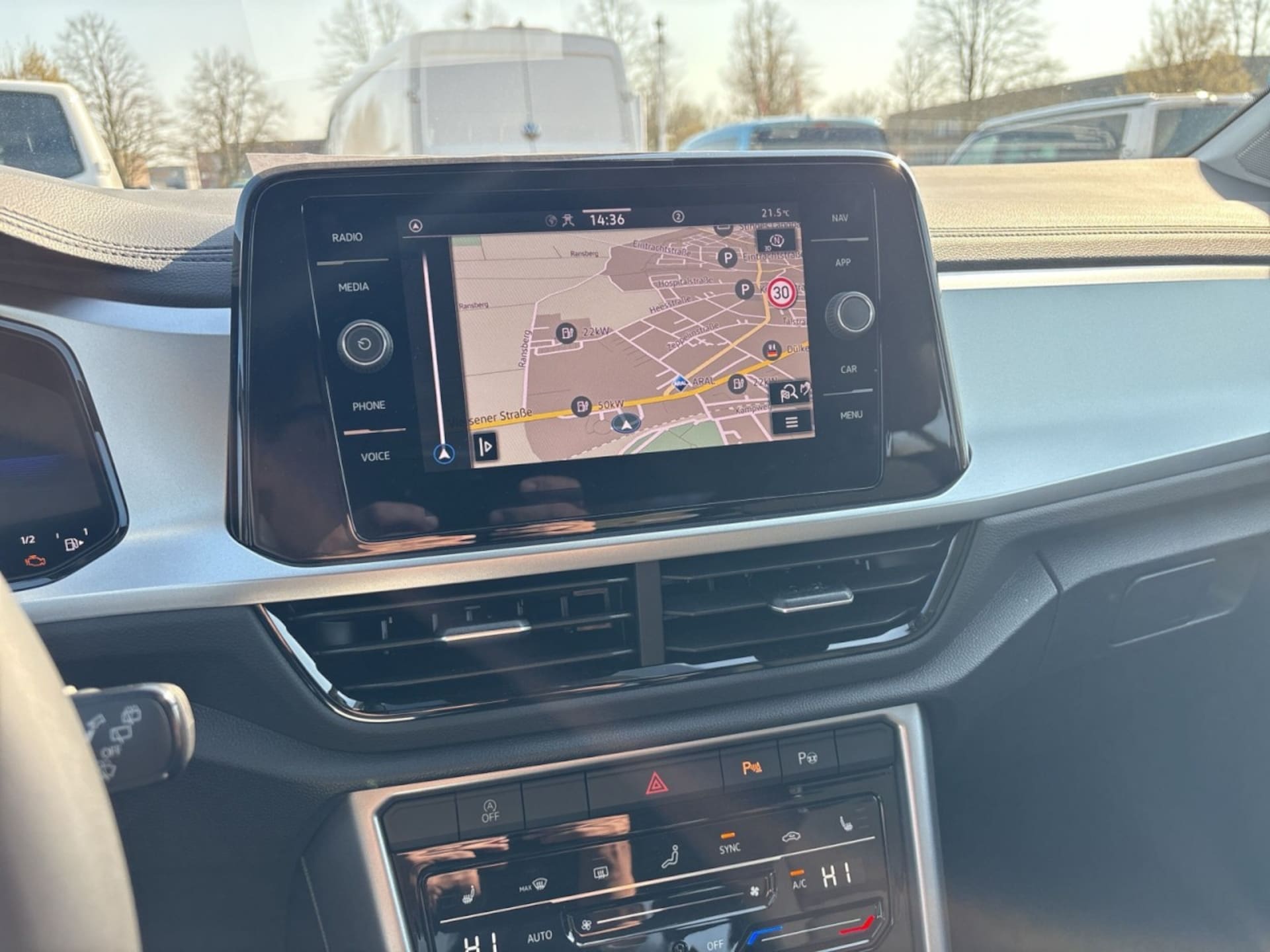 Volkswagen T-Roc Life