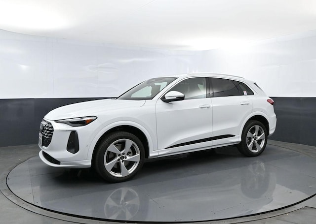 Photo of 2025 Audi Q5