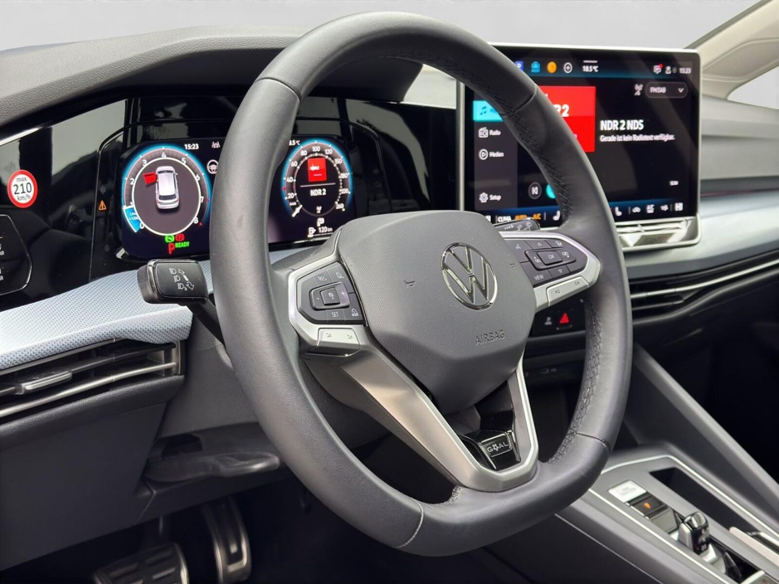 Volkswagen Golf – Bild 9