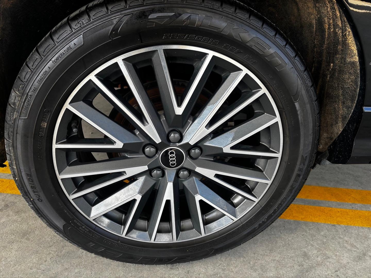 Image about Audi Q3 35 TFSI S tronic