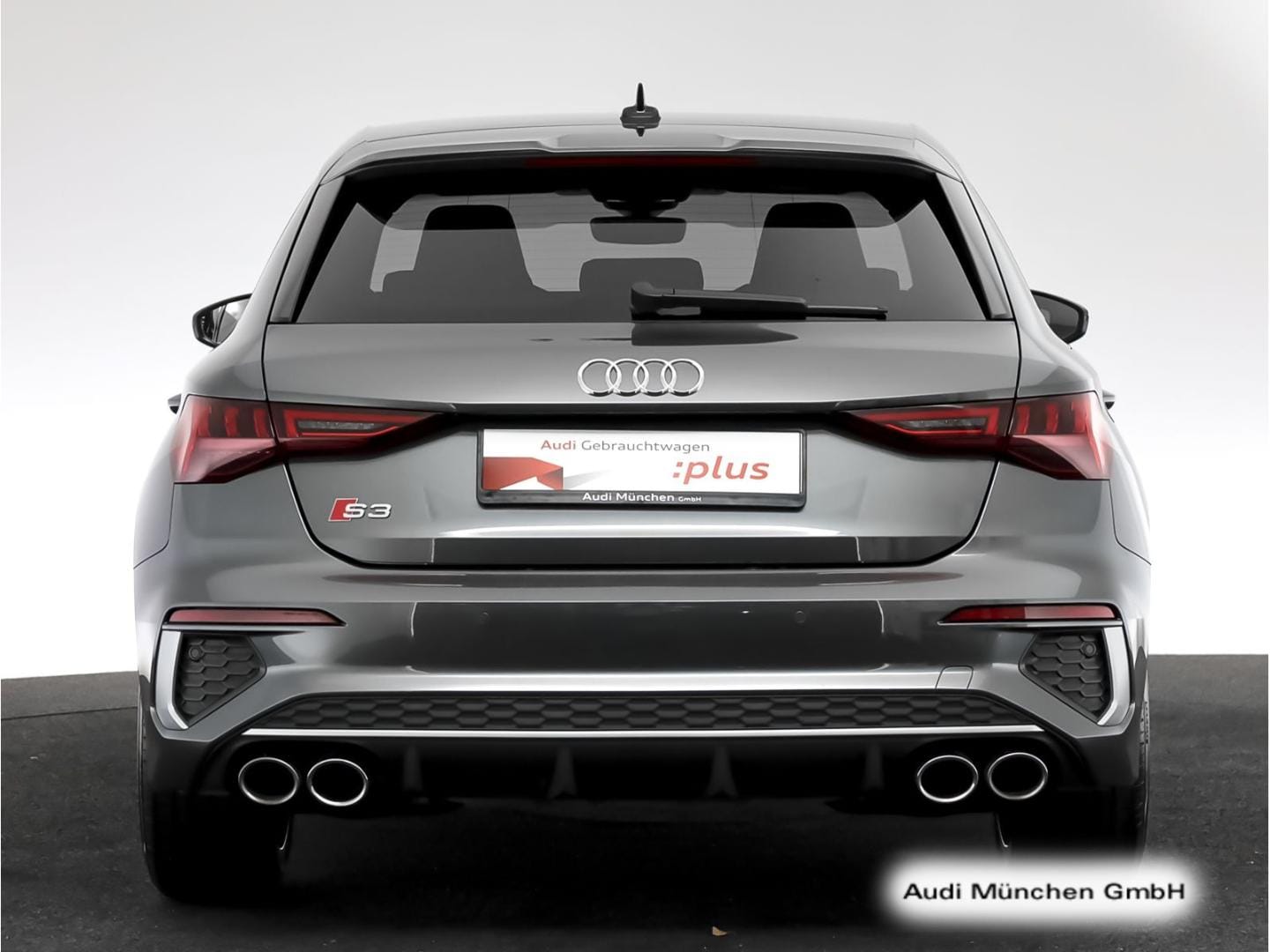 Bild über Audi S3 Sportback TFSI quattro S tronic - für weitere Informationen kontaktieren Sie den Audi Partner