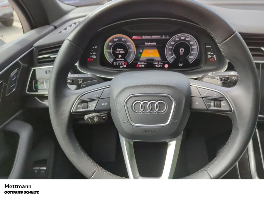 Image about Audi Q7 TFSI e 55 TFSI e quattro tiptronic