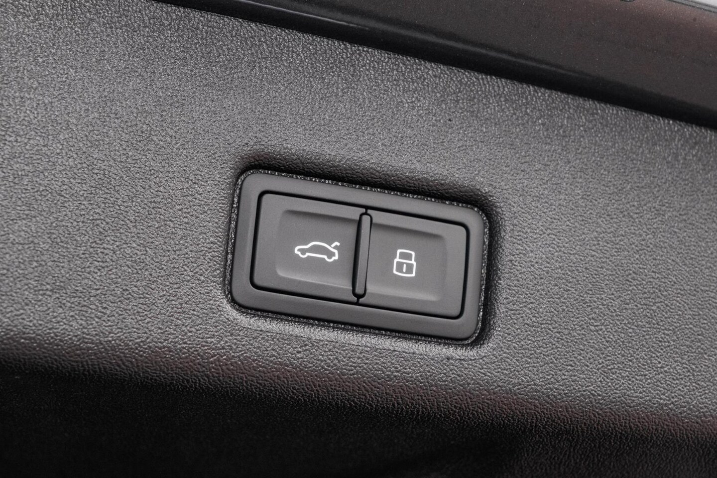 Image about Audi Q5 SUV TFSI quattro 200 kW sport