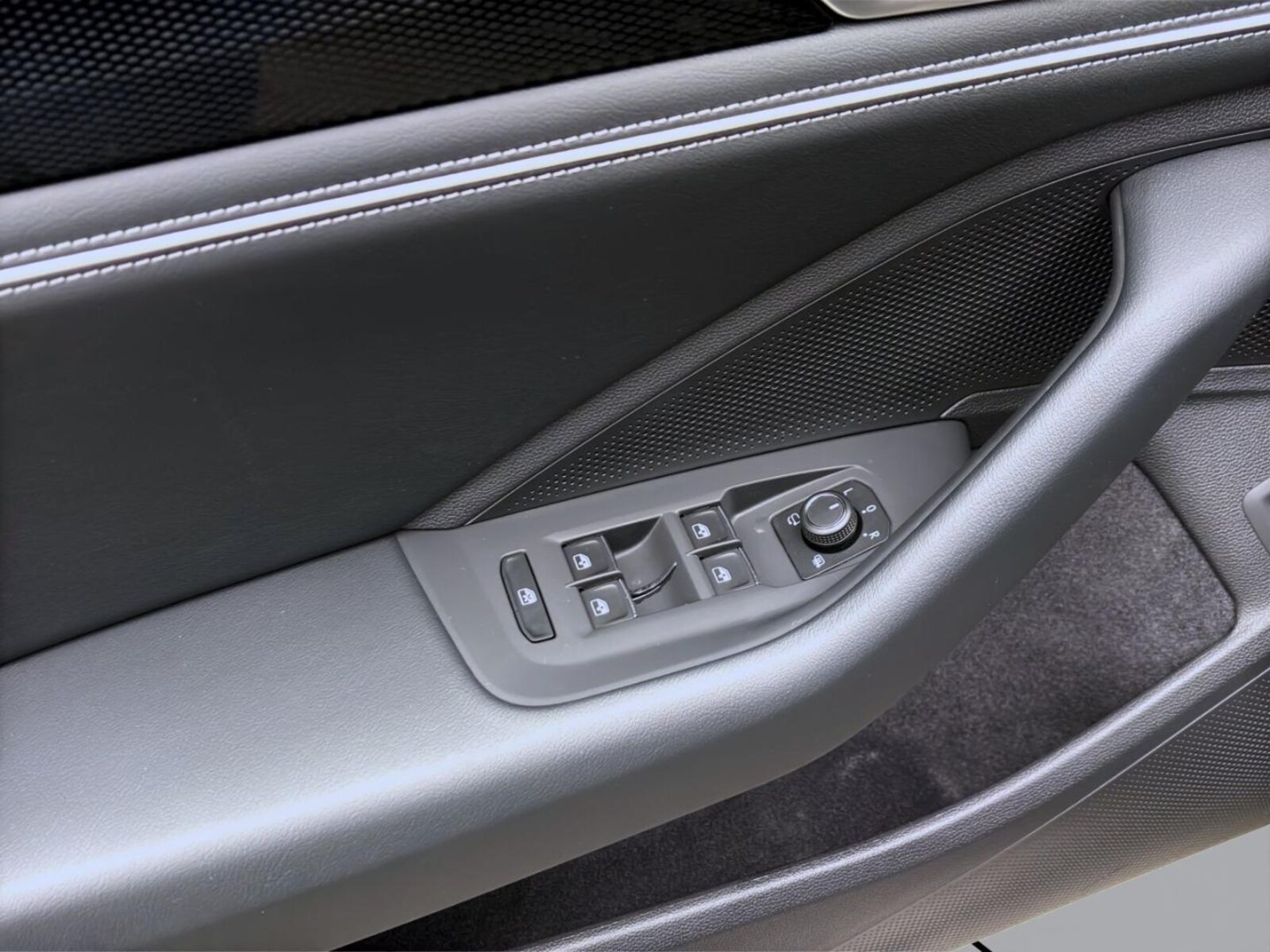 Volkswagen Passat – Bild 11