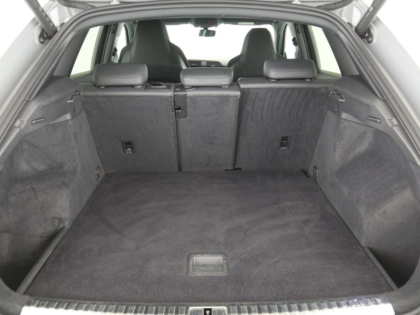 Image about Audi RS Q3 TFSI quattro S tronic