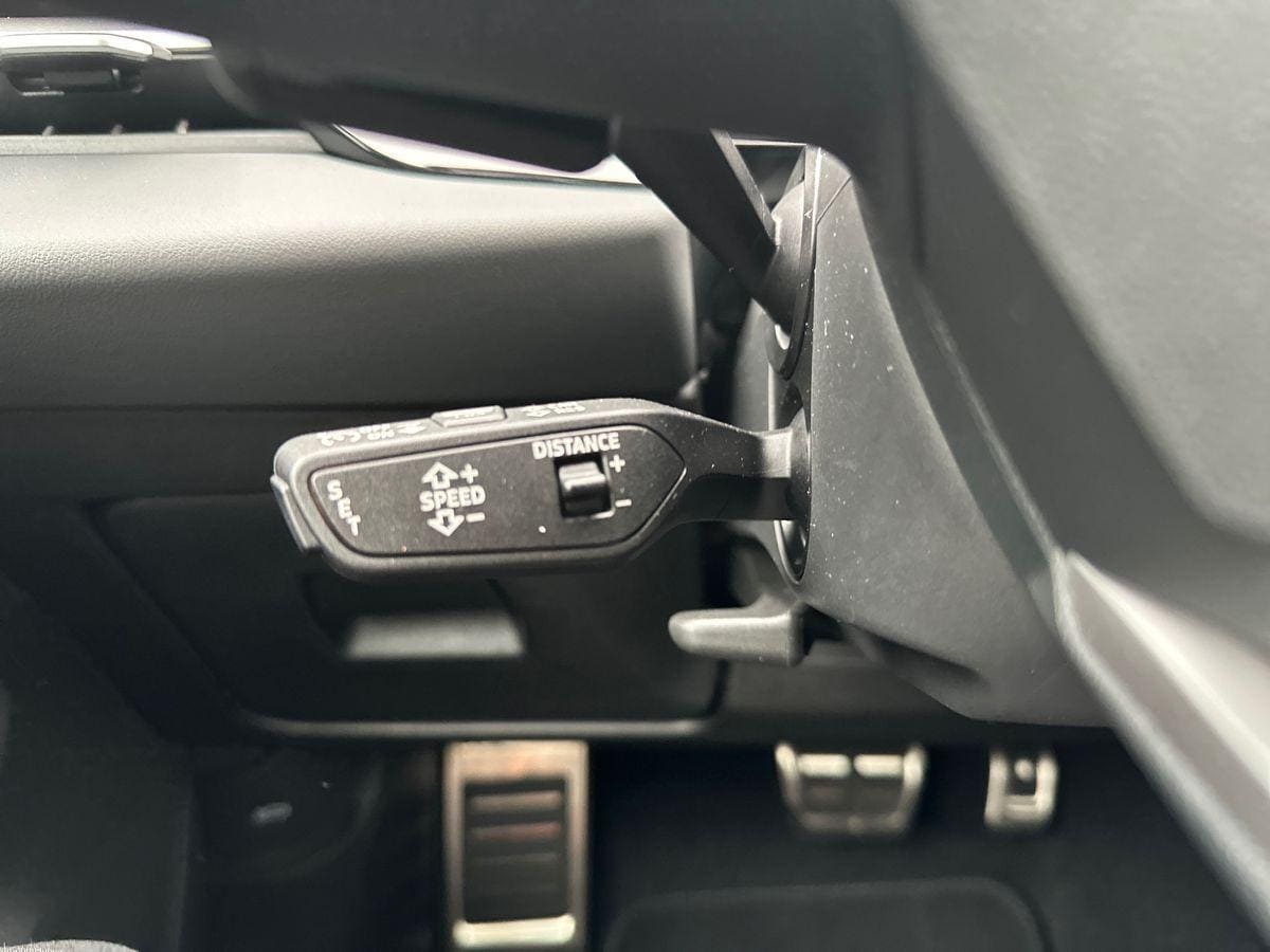 Image about Audi A5 Avant e-hybrid S line e-hybrid quattro 367 chS tronic