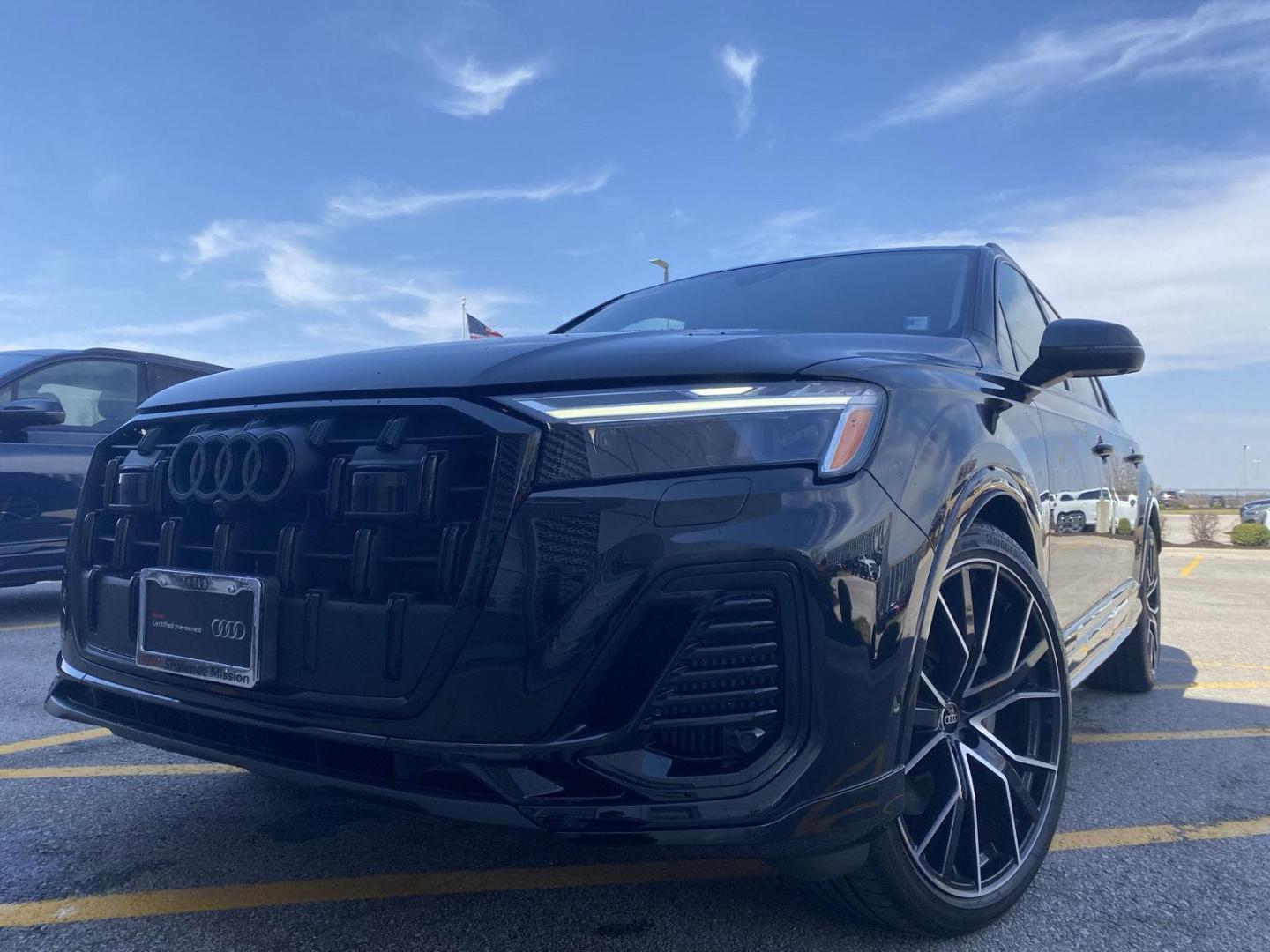 2025 Audi Q7 55 Premium Plus quattro Tiptronic's photo