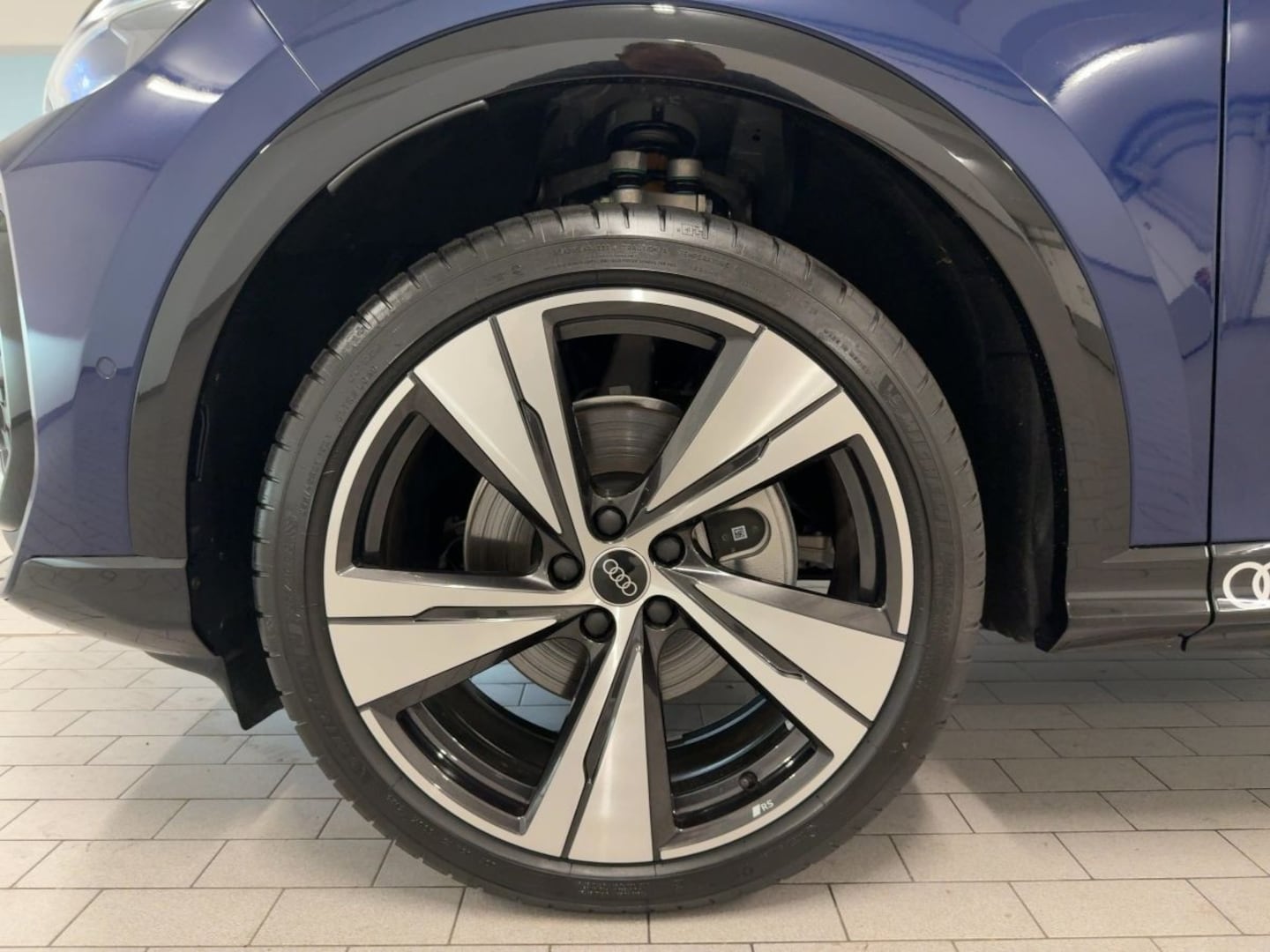 Bild über Audi Q5 SUV TFSI 150 kW S tronic - für weitere Informationen kontaktieren Sie den Audi Partner