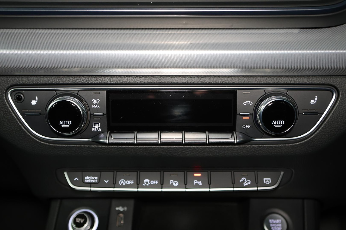 Image about Audi Q5 40 TDI quattro S tronic