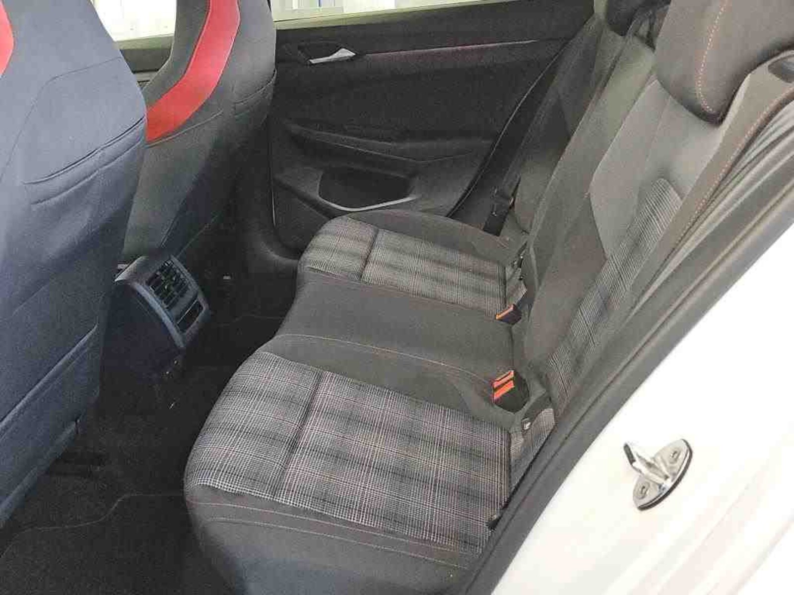 Volkswagen Golf – Bild 7