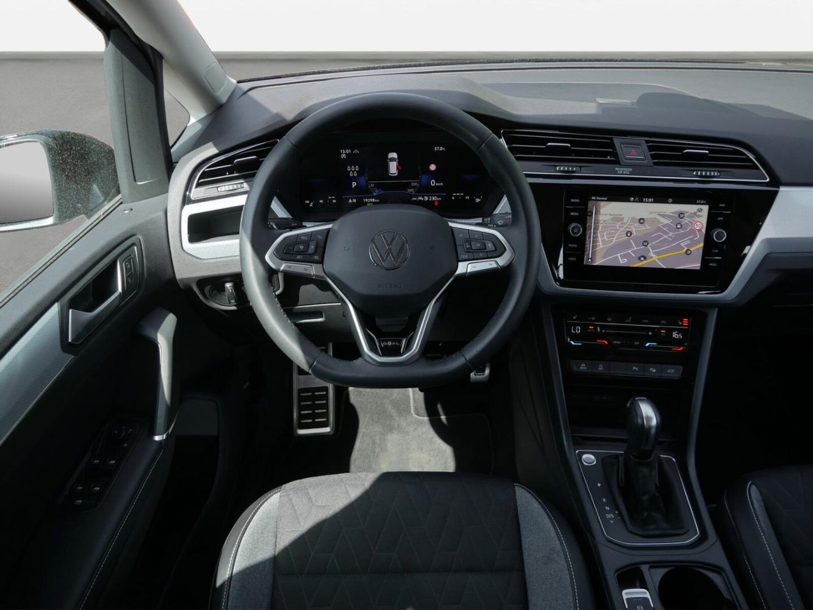 Volkswagen Touran – Bild 8