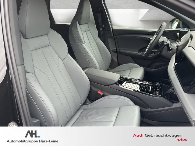 Image about Audi Q6 SUV e-tron e-tron quattro