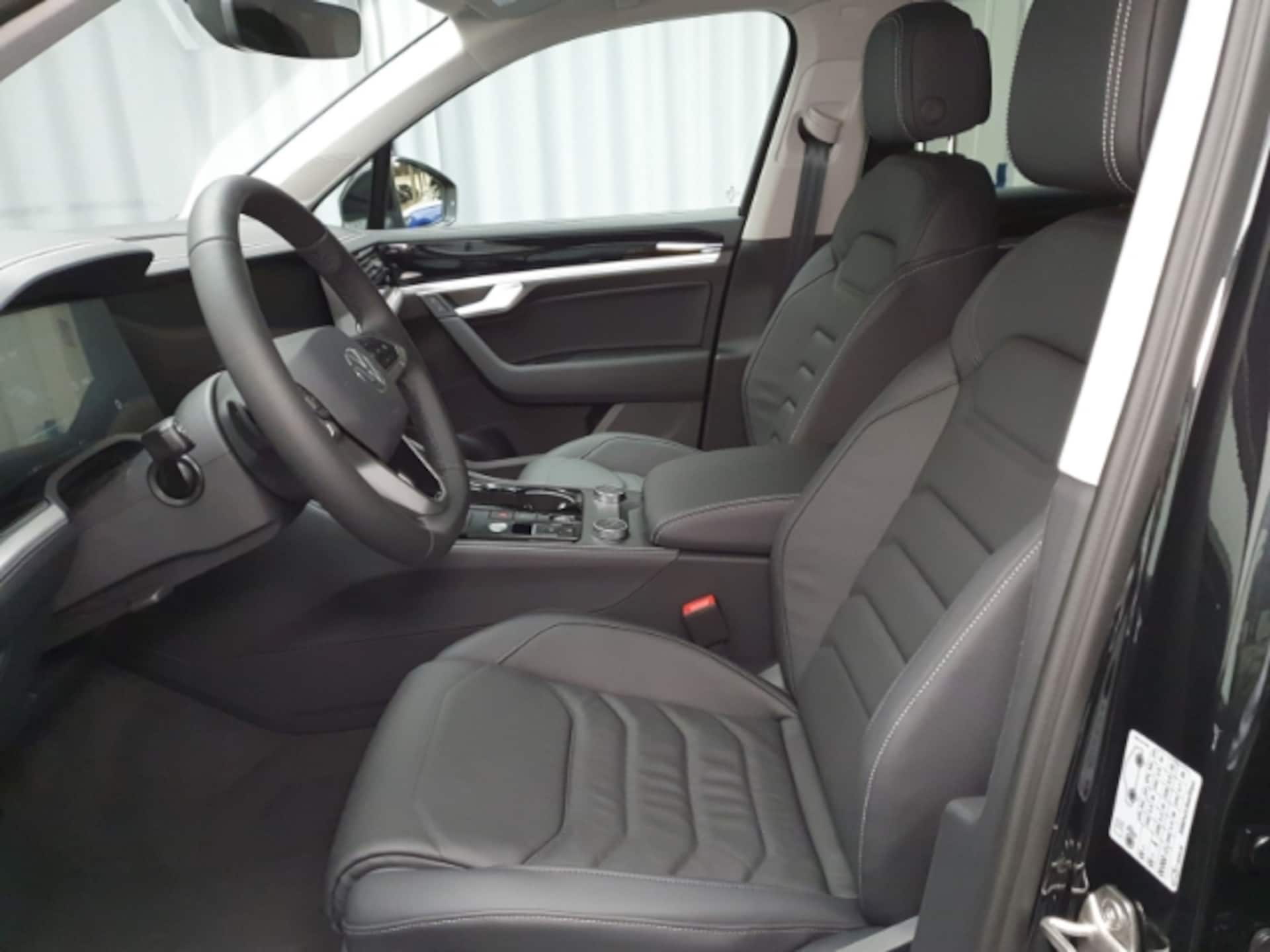 Volkswagen Touareg Basis-Modell