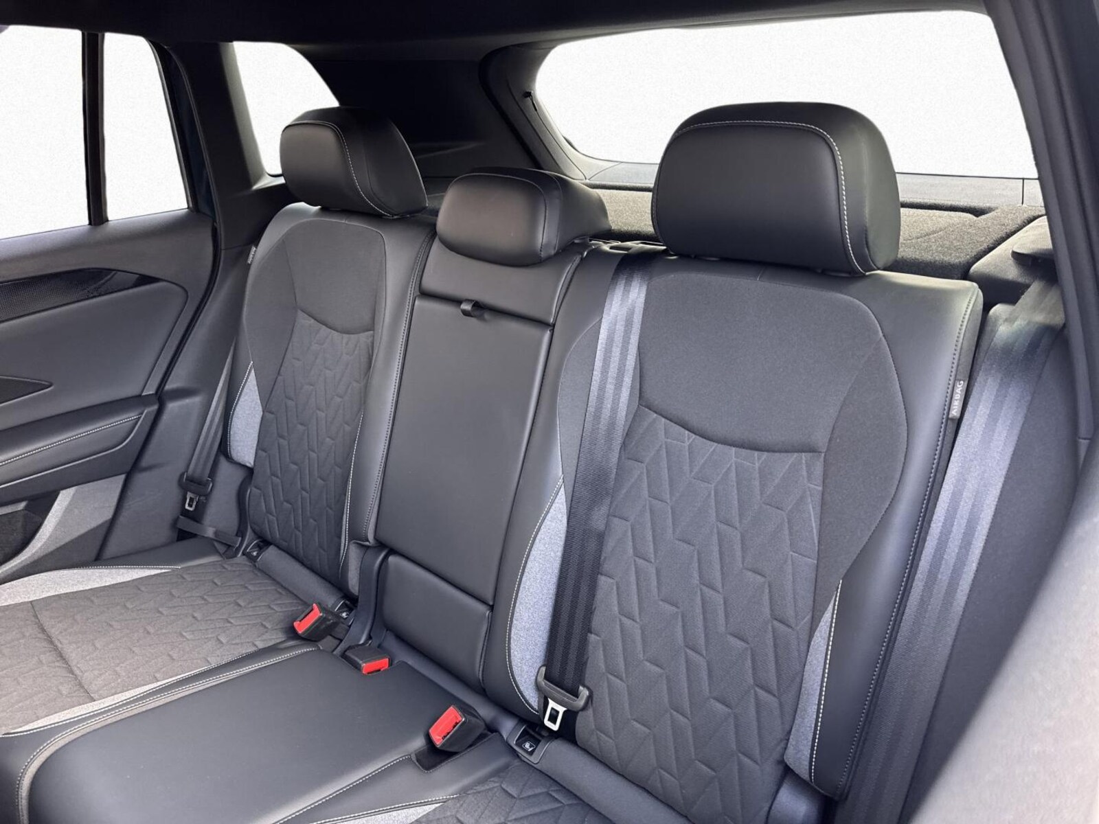 Volkswagen Tiguan – Bild 13