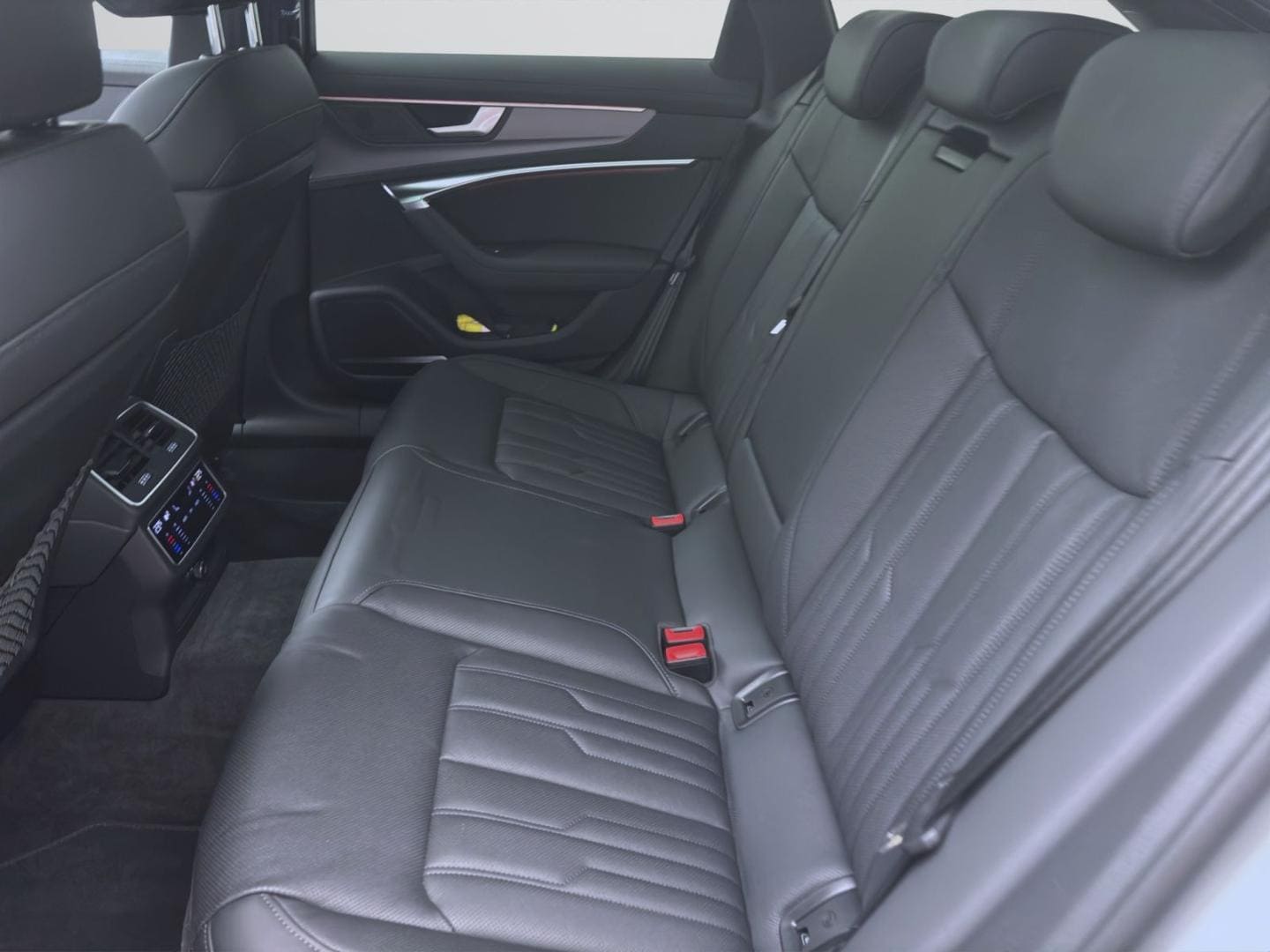Bild über Audi A6 allroad quattro 50 TDI quattro tiptronic - für weitere Informationen kontaktieren Sie den Audi Partner