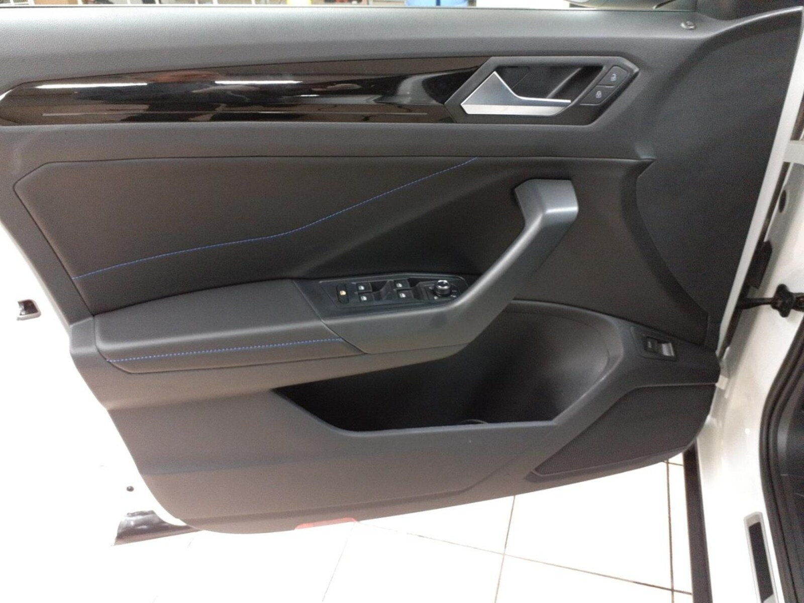 Volkswagen T-Roc – Bild 14
