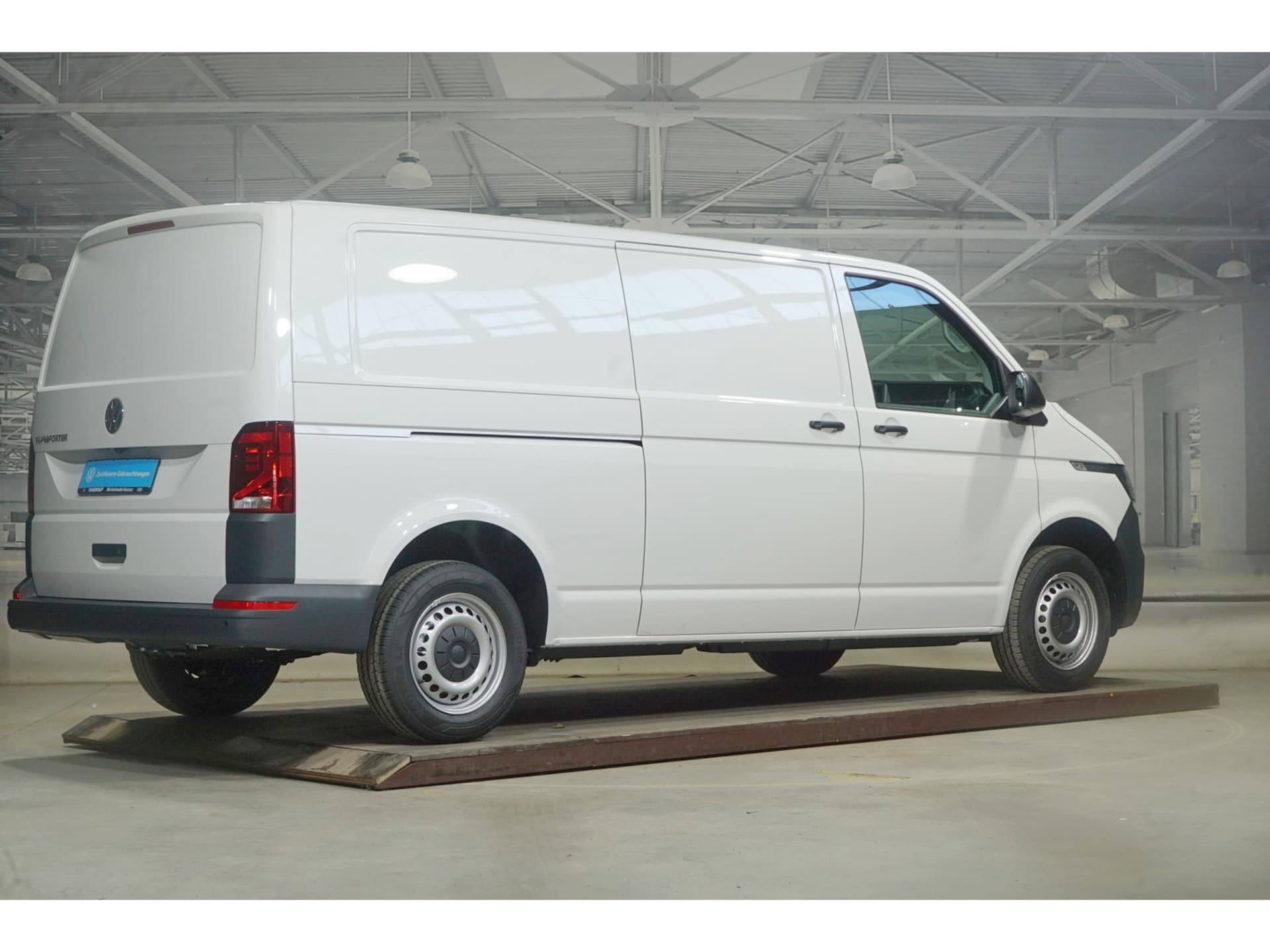Volkswagen T6.1 Transporter Kasten langer Radstand