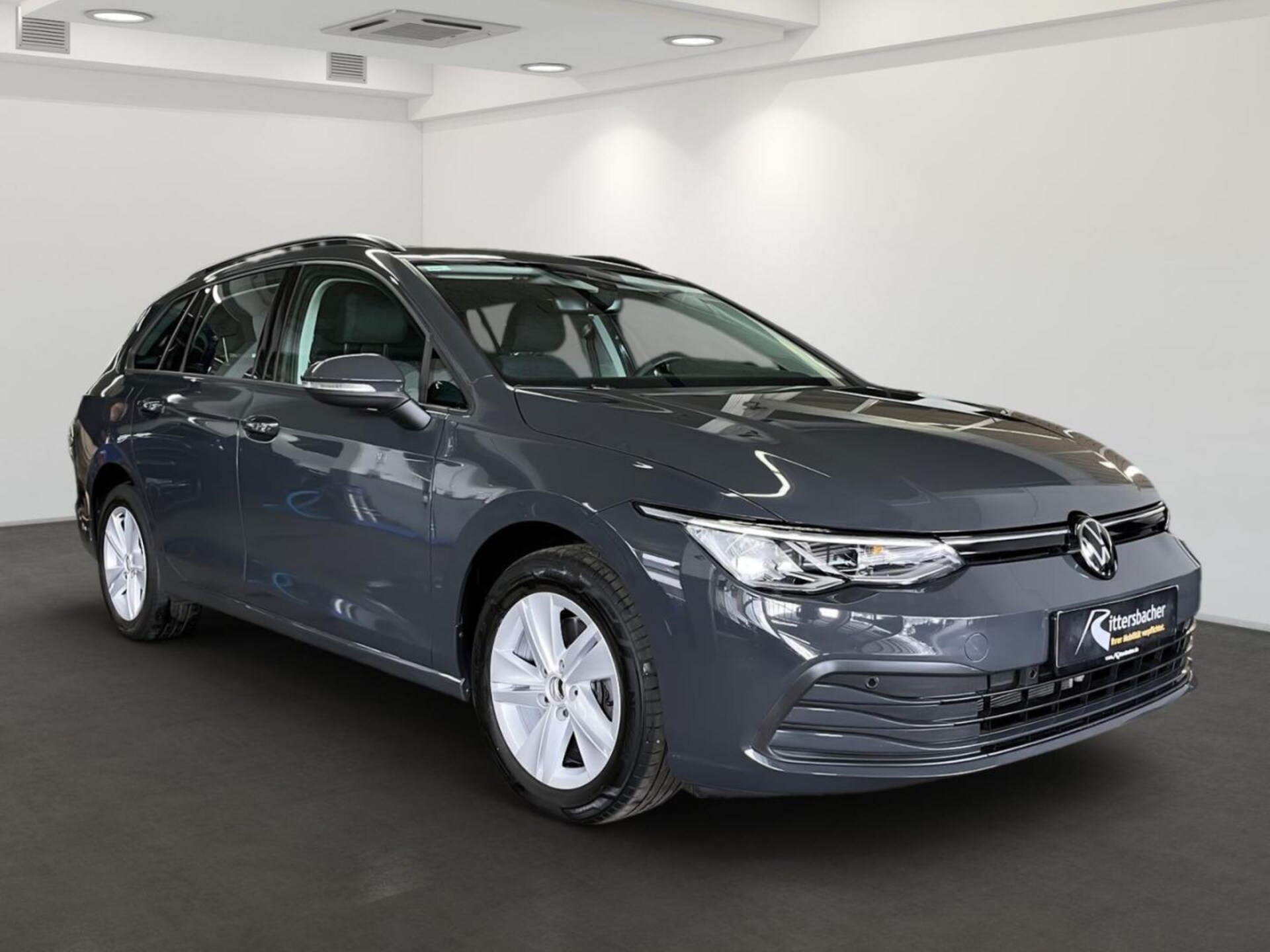 Volkswagen Golf Variant Life
