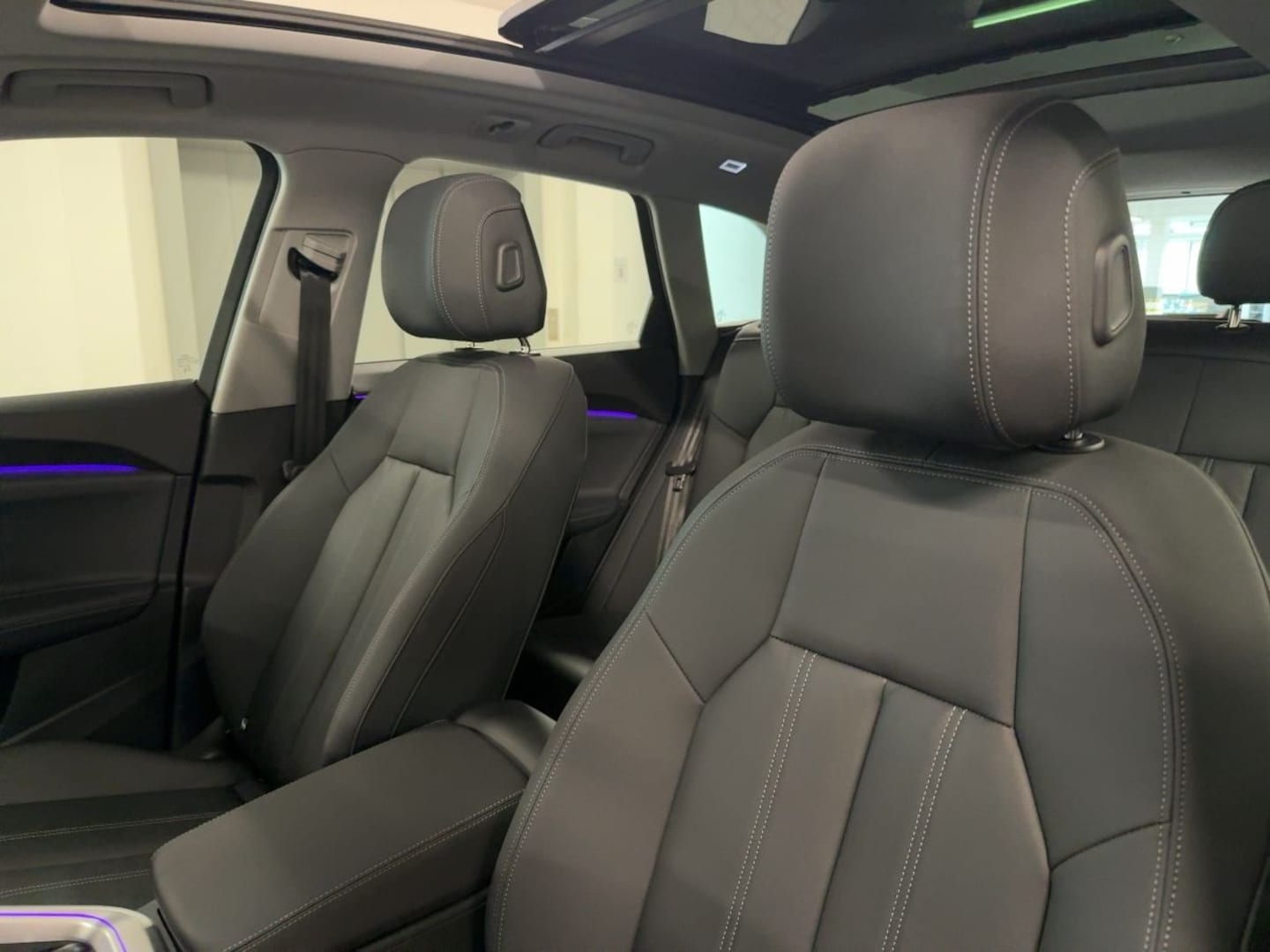 Bild über Audi Q5 SUV TFSI 150 kW S tronic - für weitere Informationen kontaktieren Sie den Audi Partner