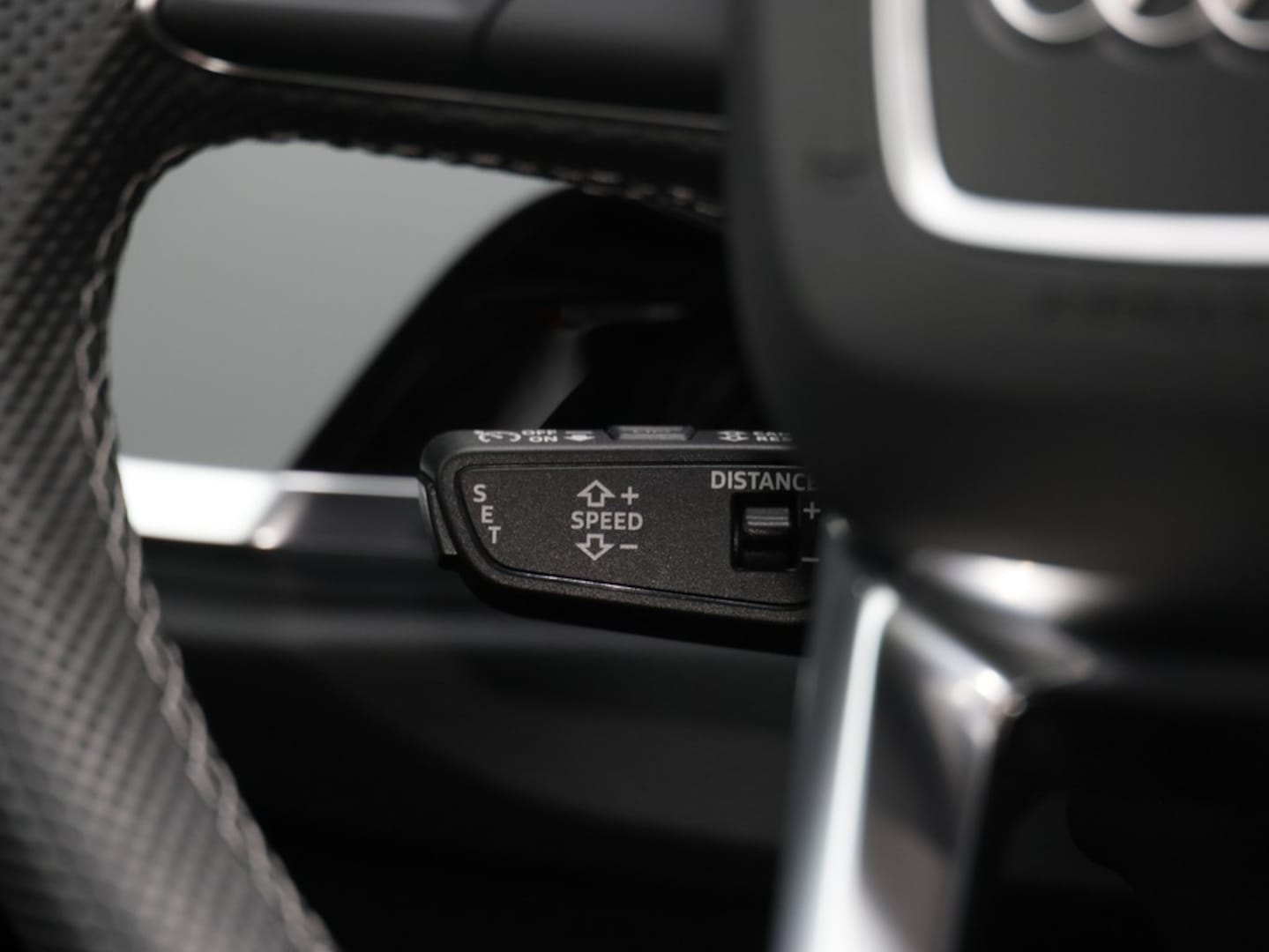 Bild über Audi Q3 TFSI quattro 140 kW S tronic - für weitere Informationen kontaktieren Sie den Audi Partner