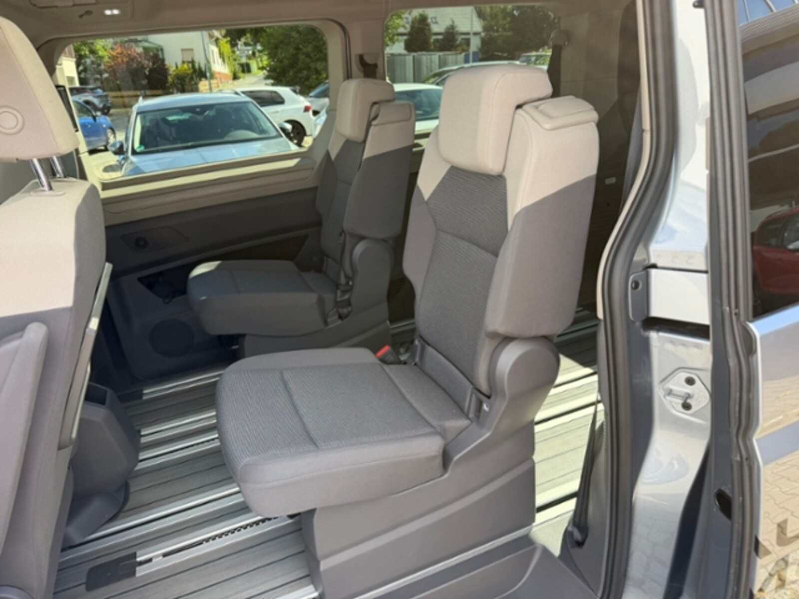 Volkswagen Multivan Langversion – Bild 16