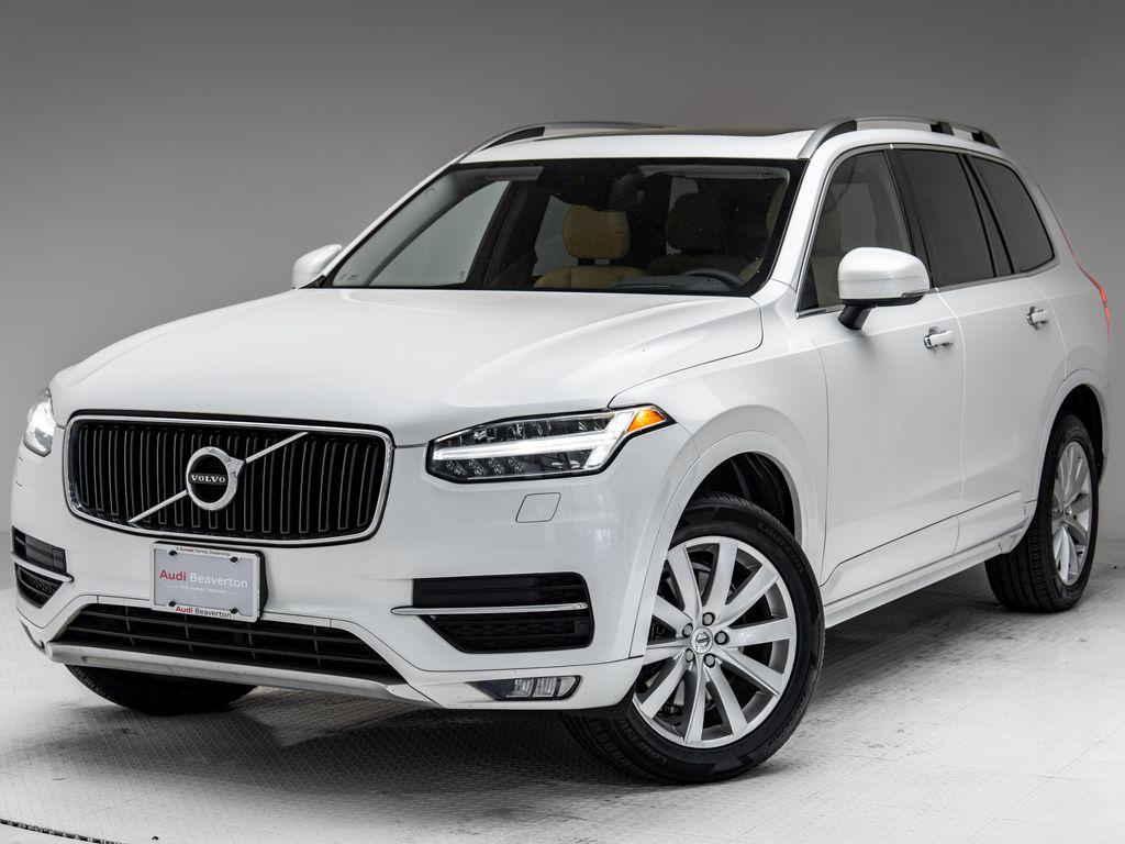 2016 Volvo XC90 Momentum