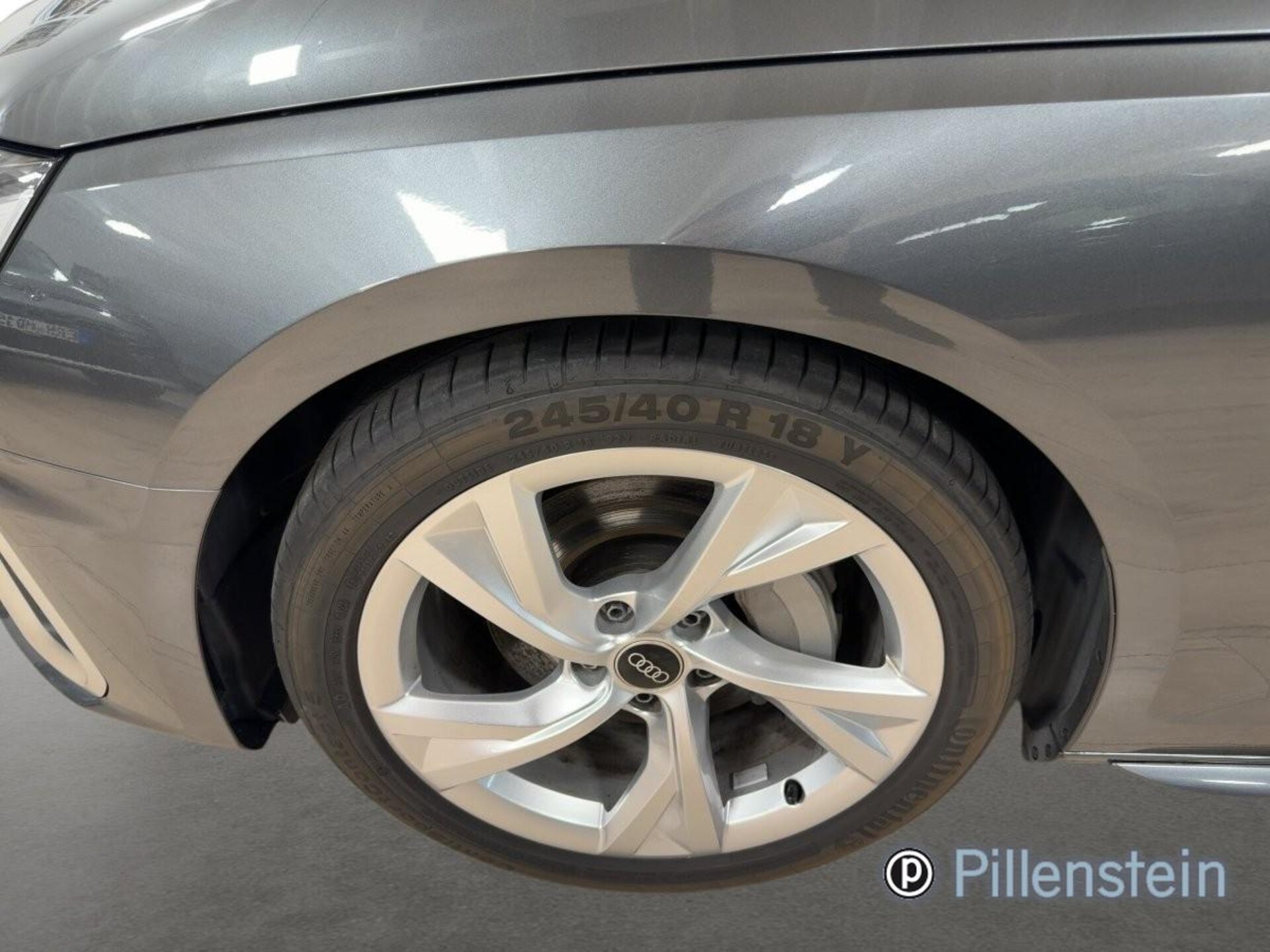 Audi A4 Avant S line