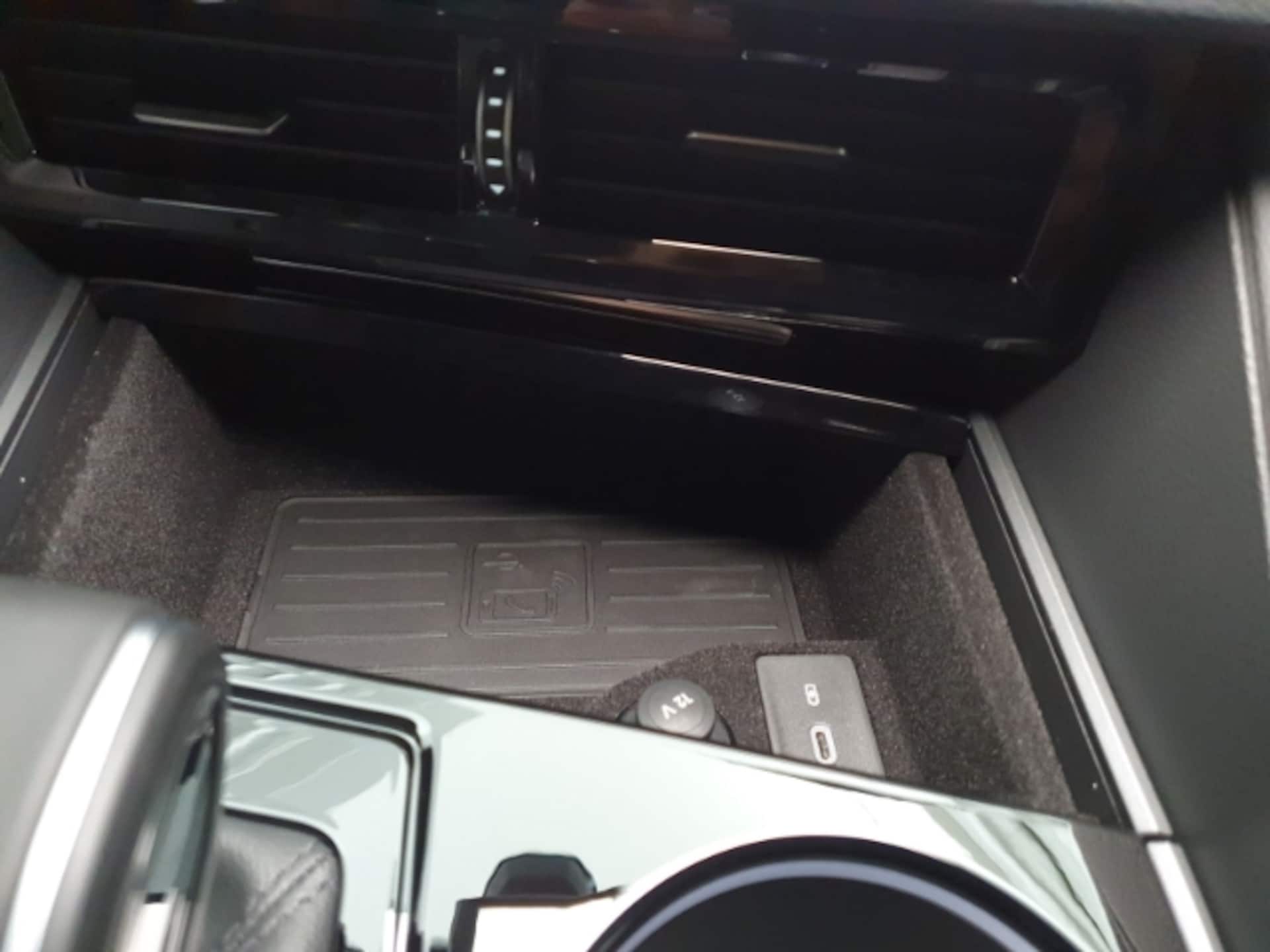 Volkswagen Touareg Basis-Modell