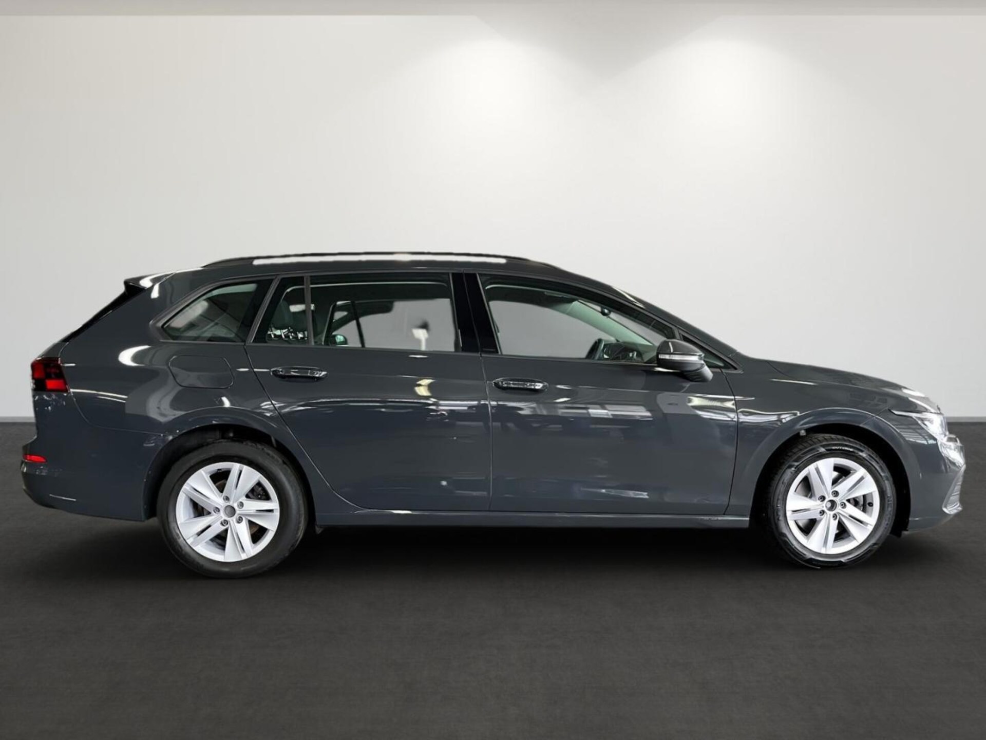 Volkswagen Golf Variant Life