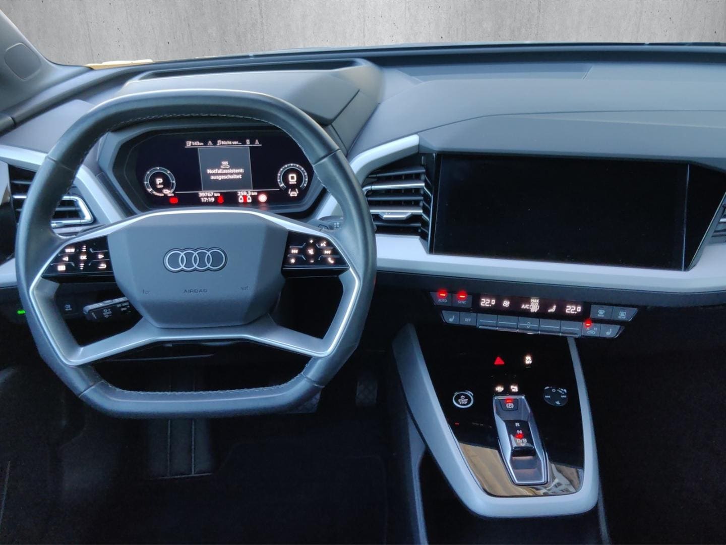 Bild über Audi Q4 e-tron 40 e-tron - für weitere Informationen kontaktieren Sie den Audi Partner