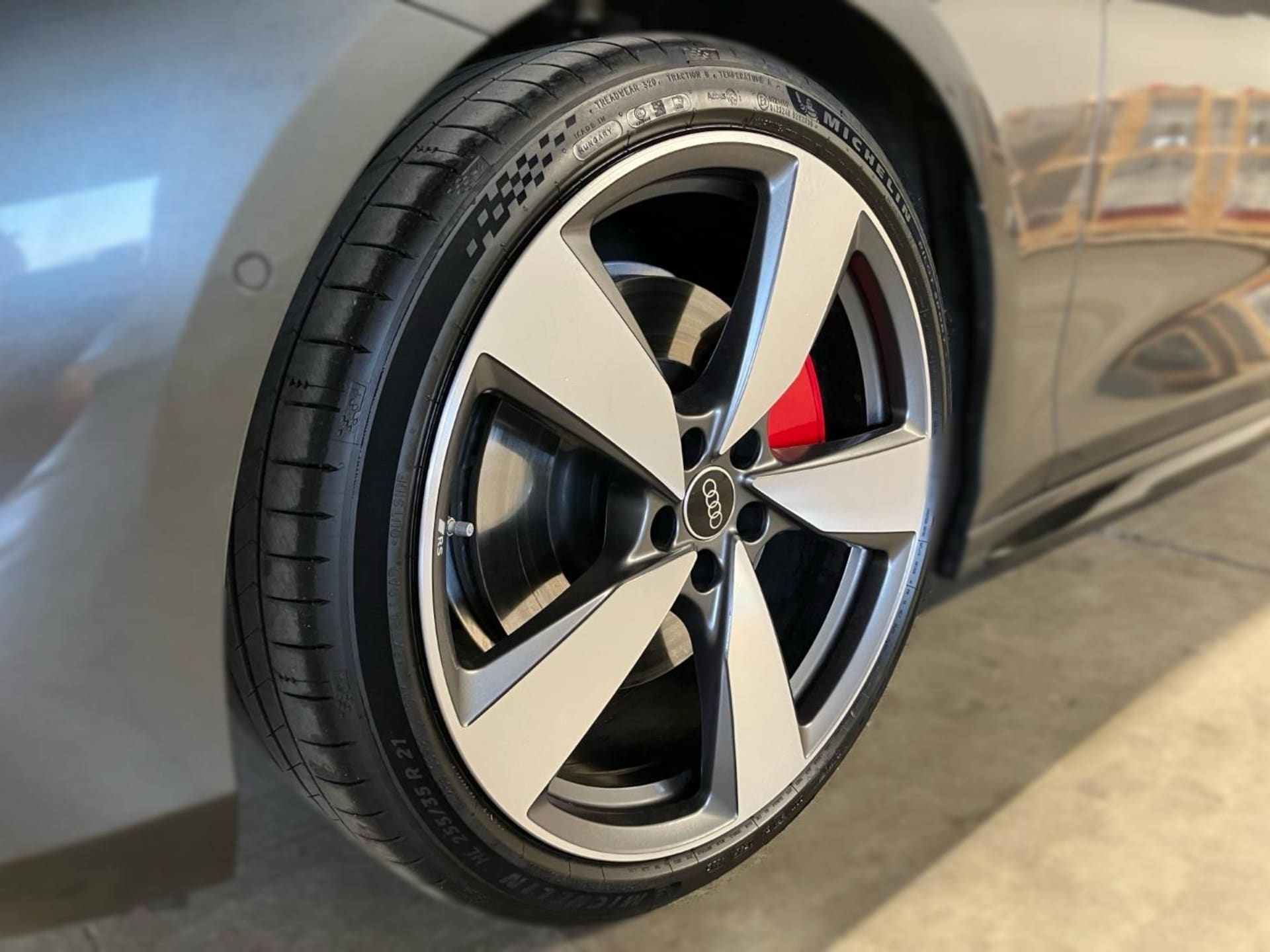 Audi A6 Avant edition one