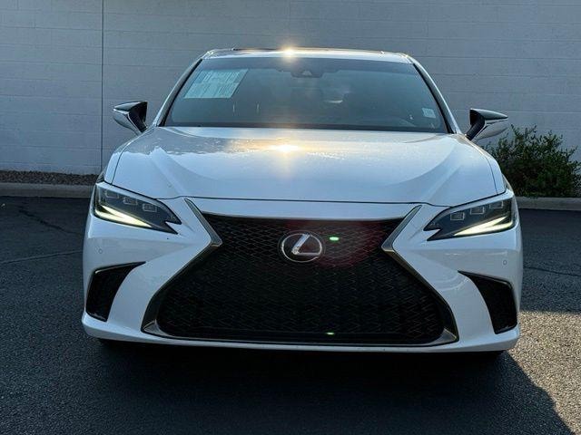 2023 Lexus ES 300h