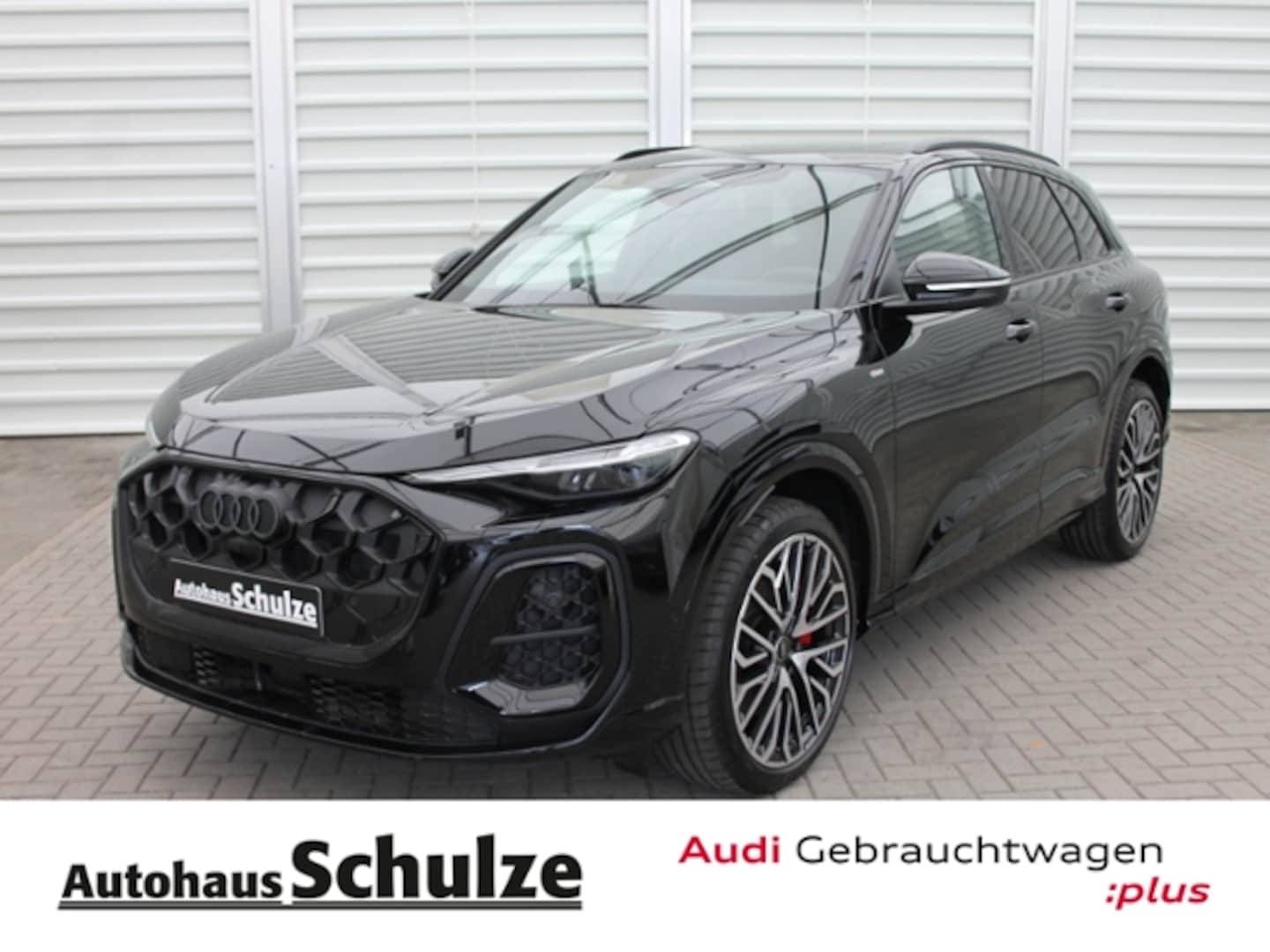 Bild über Audi Q5 SUV TDI quattro 150 kW S tronic - für weitere Informationen kontaktieren Sie den Audi Partner